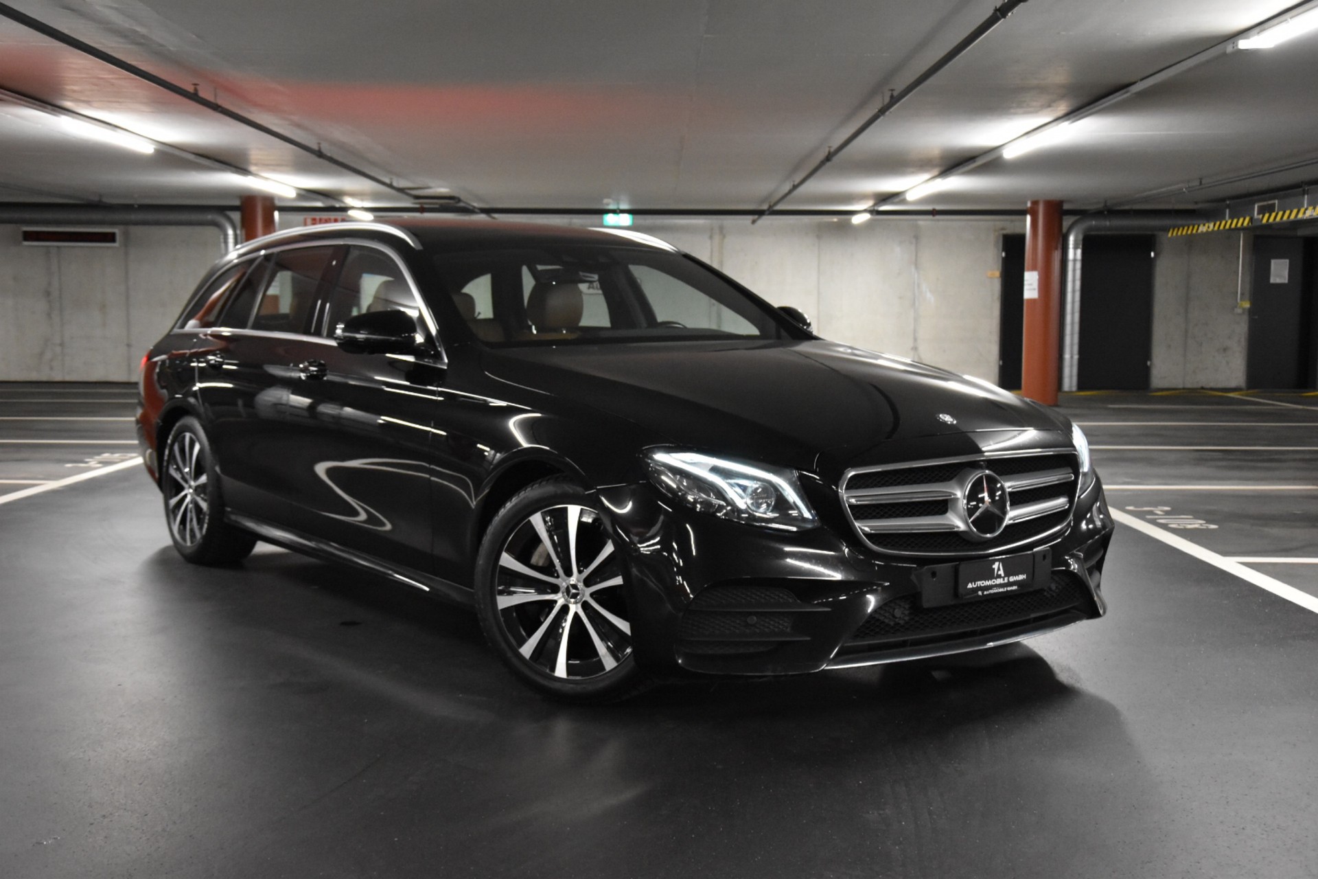 MERCEDES-BENZ E 350 d Avantgarde 4Matic 9G-Tronic-image-12