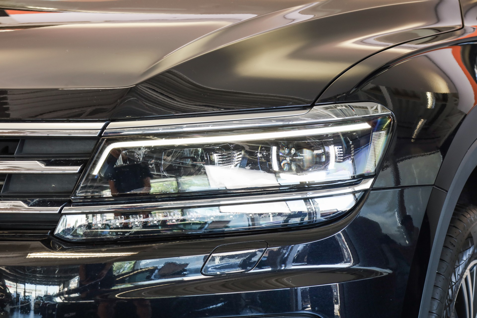 VW Tiguan Allspace 2.0TSI Highline 4Motion DSG-image-6