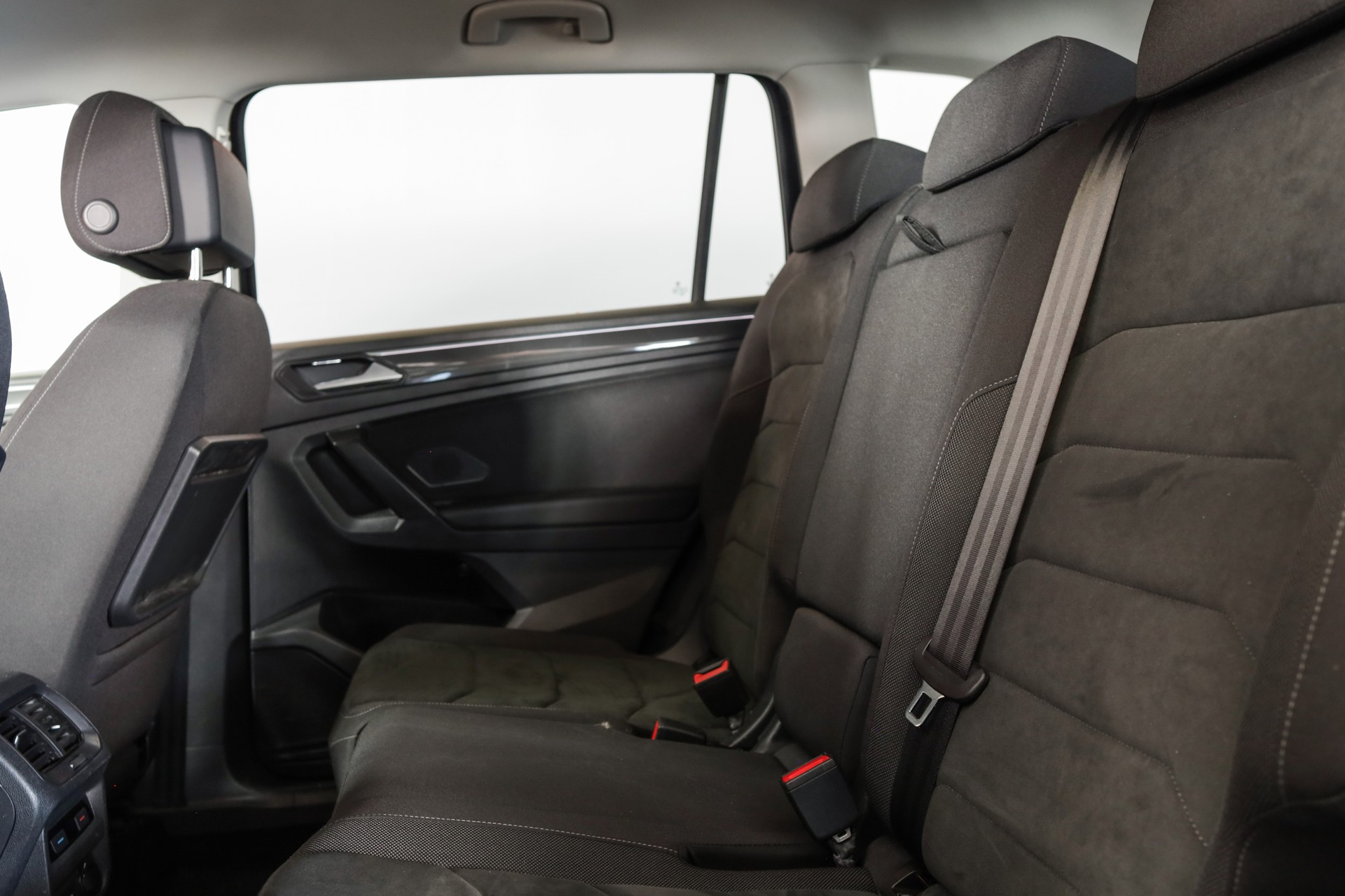 VW Tiguan Allspace 2.0TSI Highline 4Motion DSG-image-13