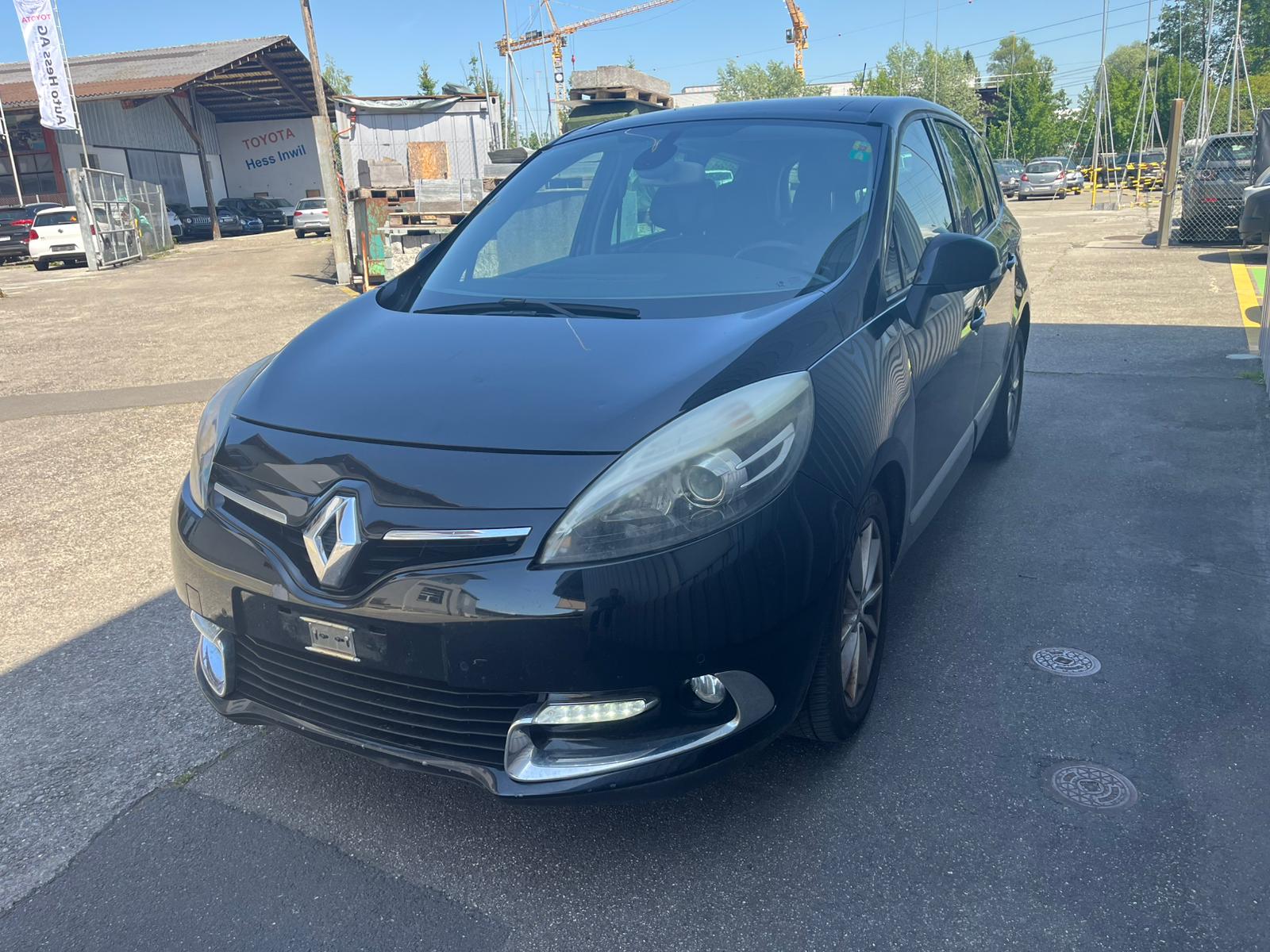 RENAULT Grand Scénic 2.0 dCi Privilège Automatic-image-1