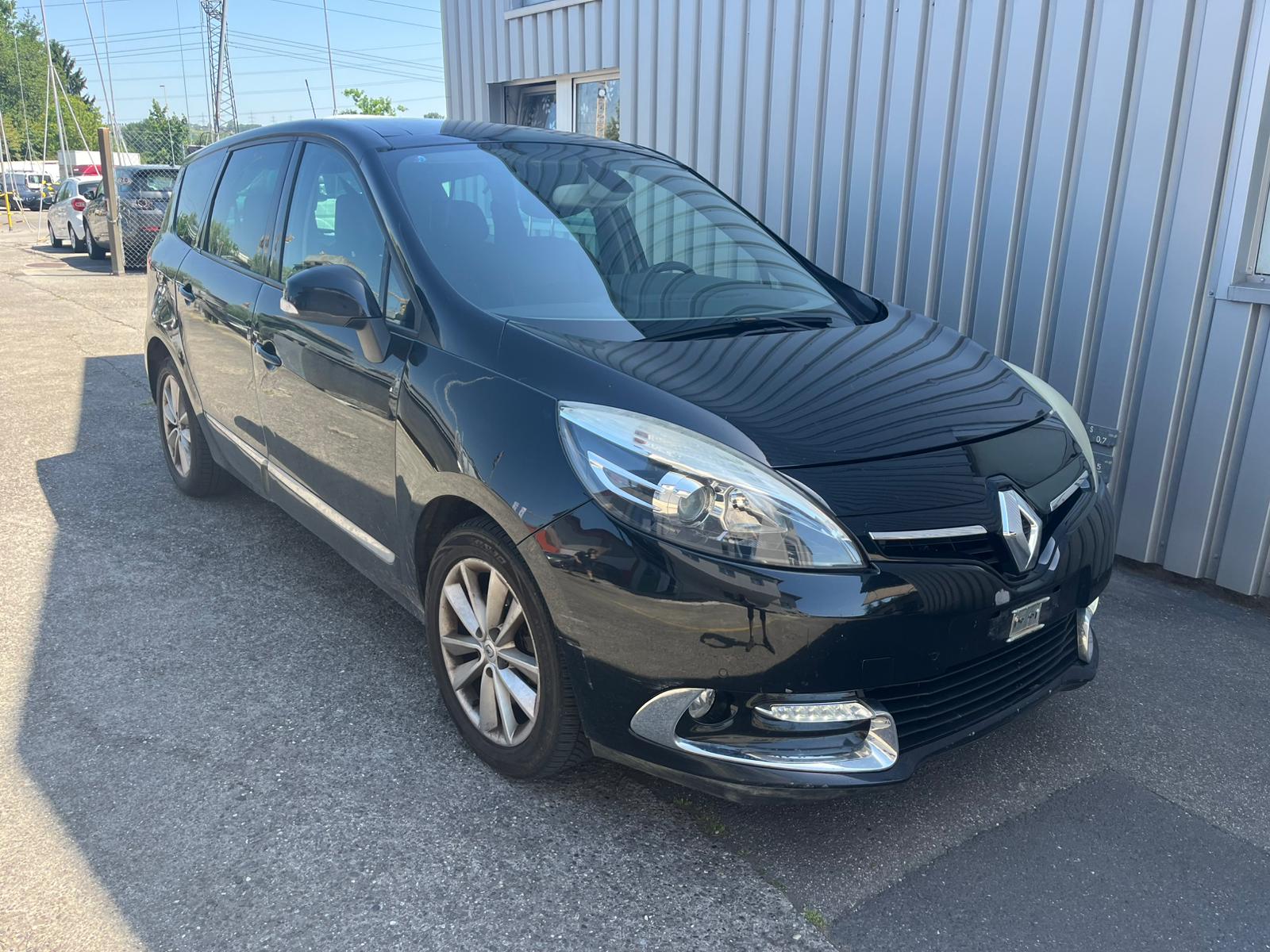 RENAULT Grand Scénic 2.0 dCi Privilège Automatic-image-2