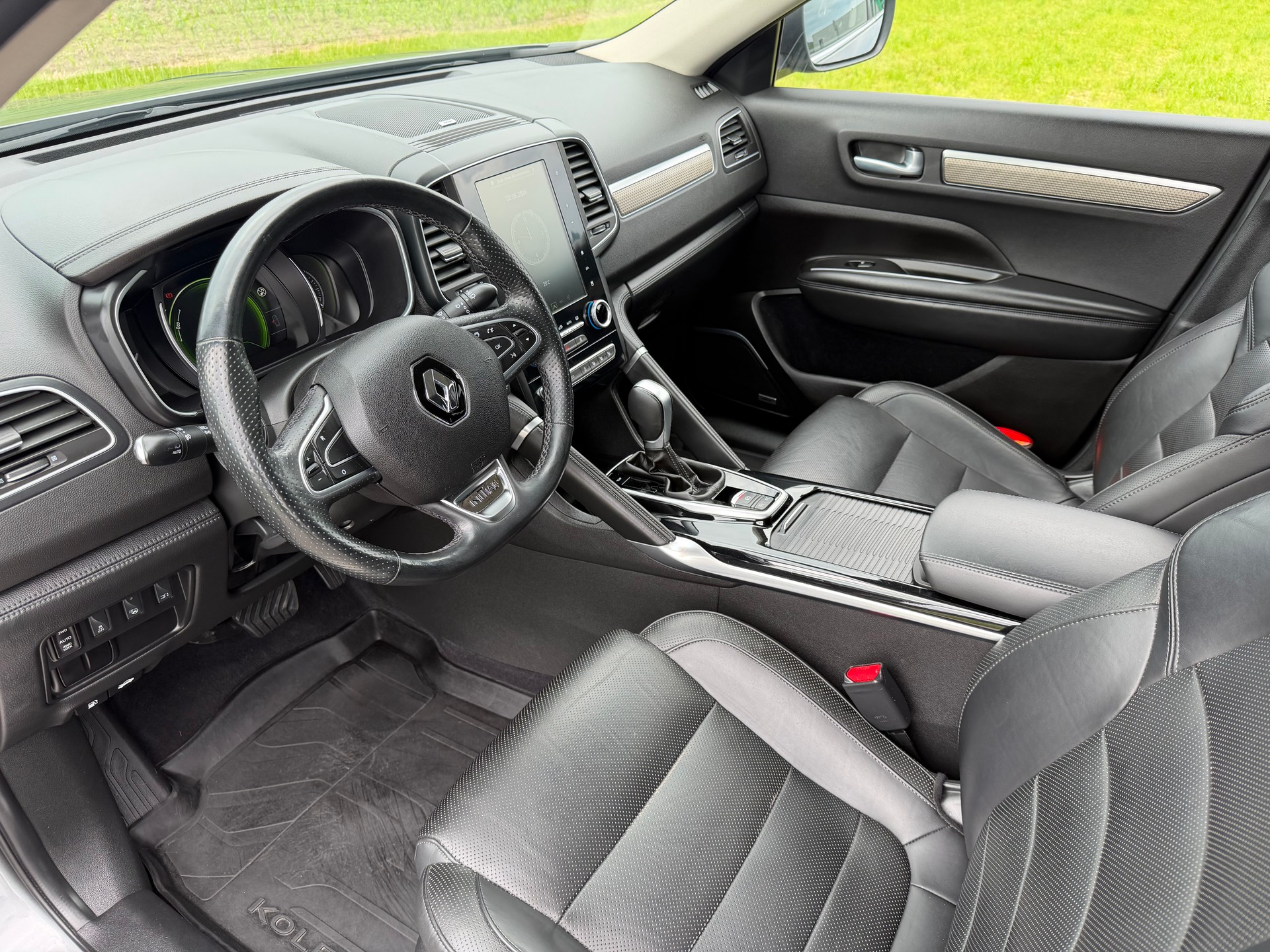 RENAULT Koleos 2.0 dCi Initiale Paris 4x4 Xtronic CVT-image-8