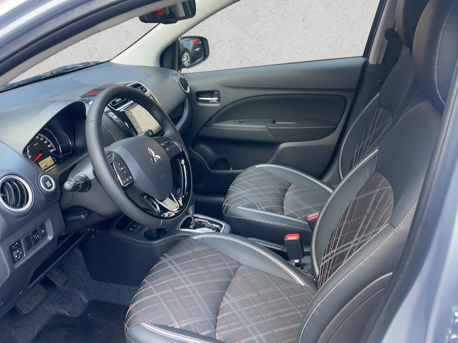 MITSUBISHI Space Star 1.2 MIVEC Intense-image-8