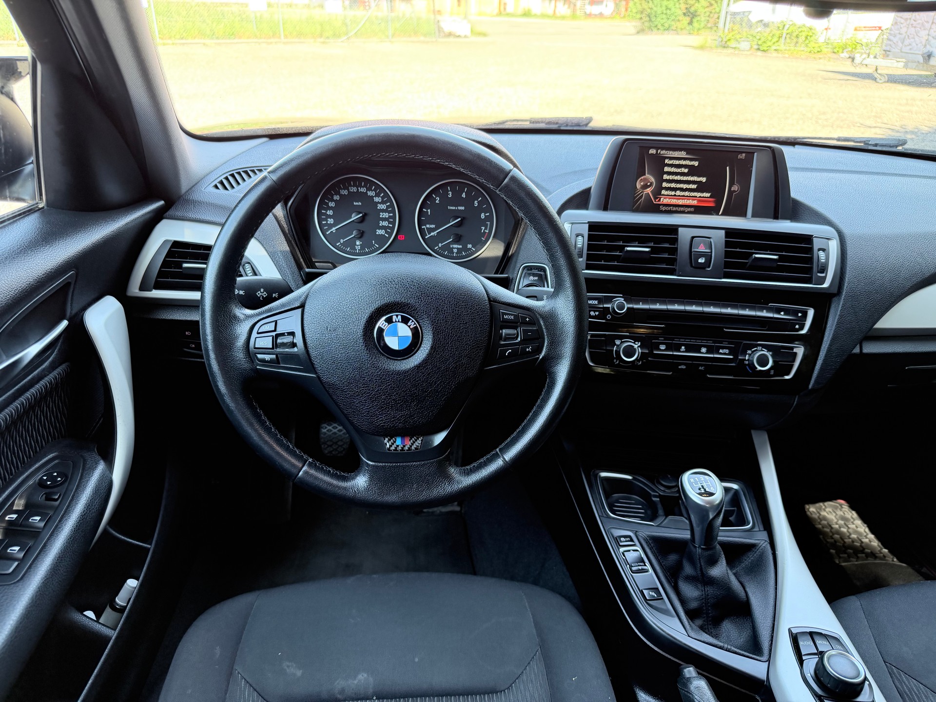 BMW 118i Urban Line-image-7