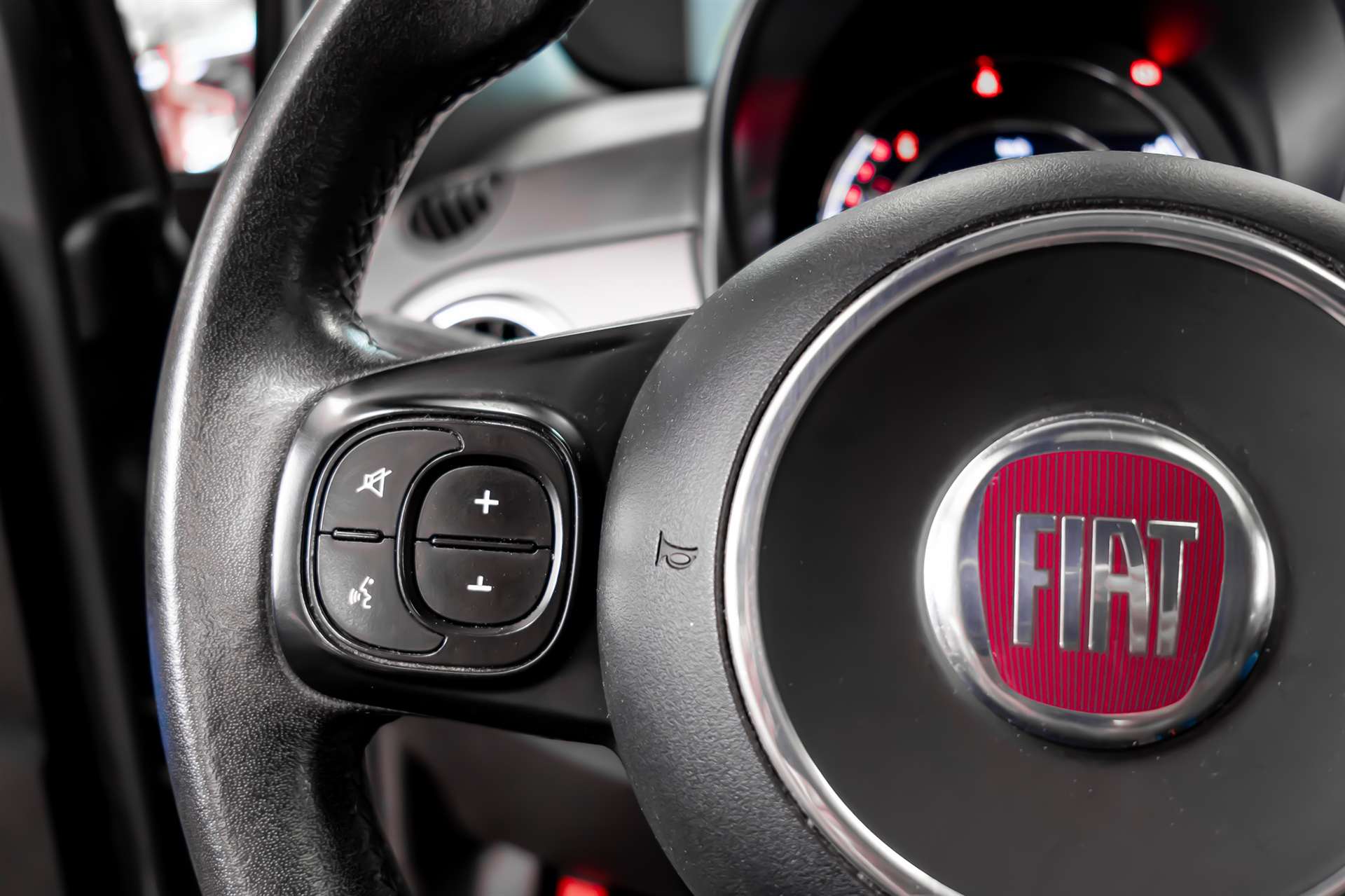 FIAT 500 0.9 T TwinAir 105 S-image-8