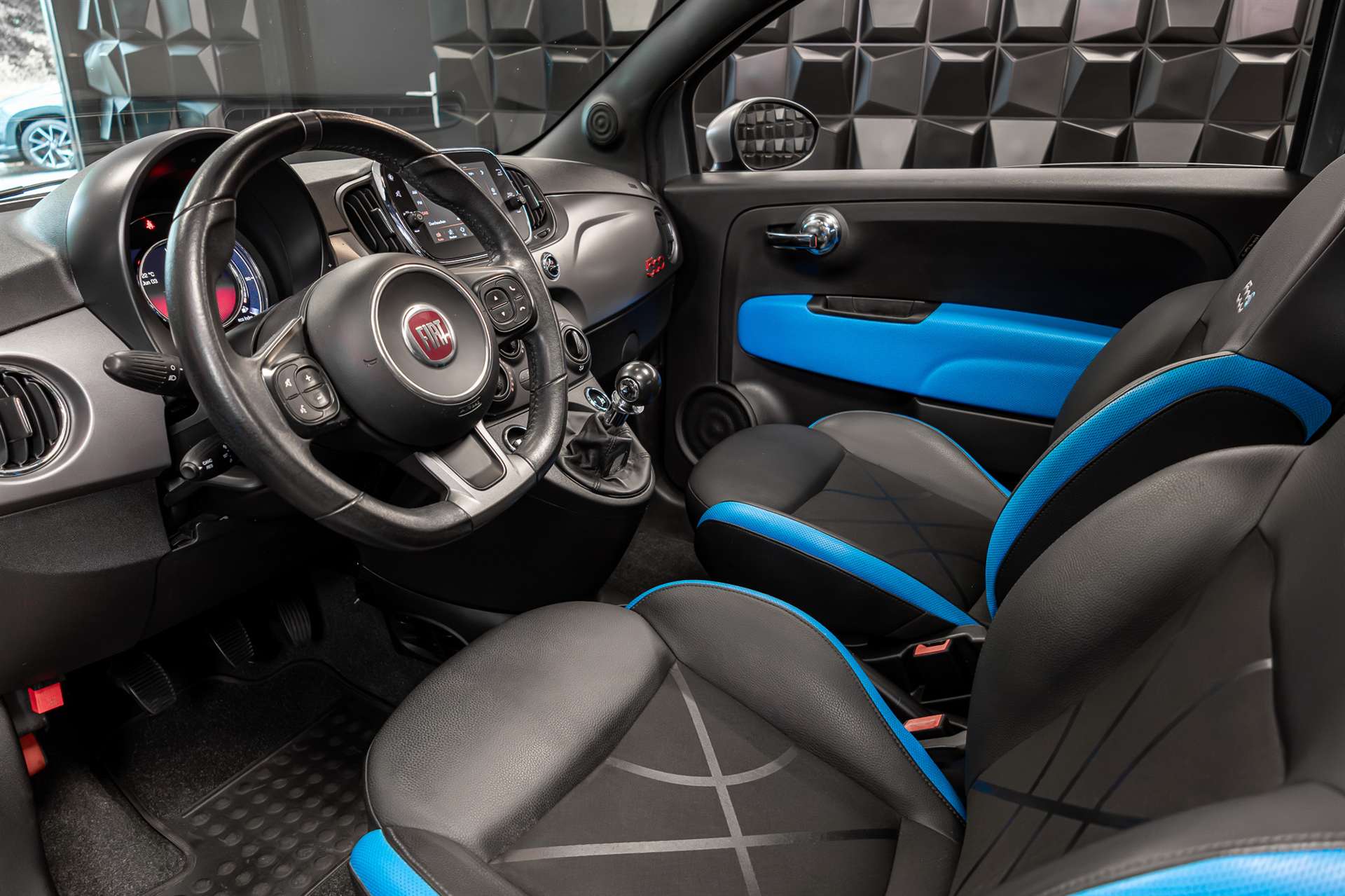 FIAT 500 0.9 T TwinAir 105 S-image-13