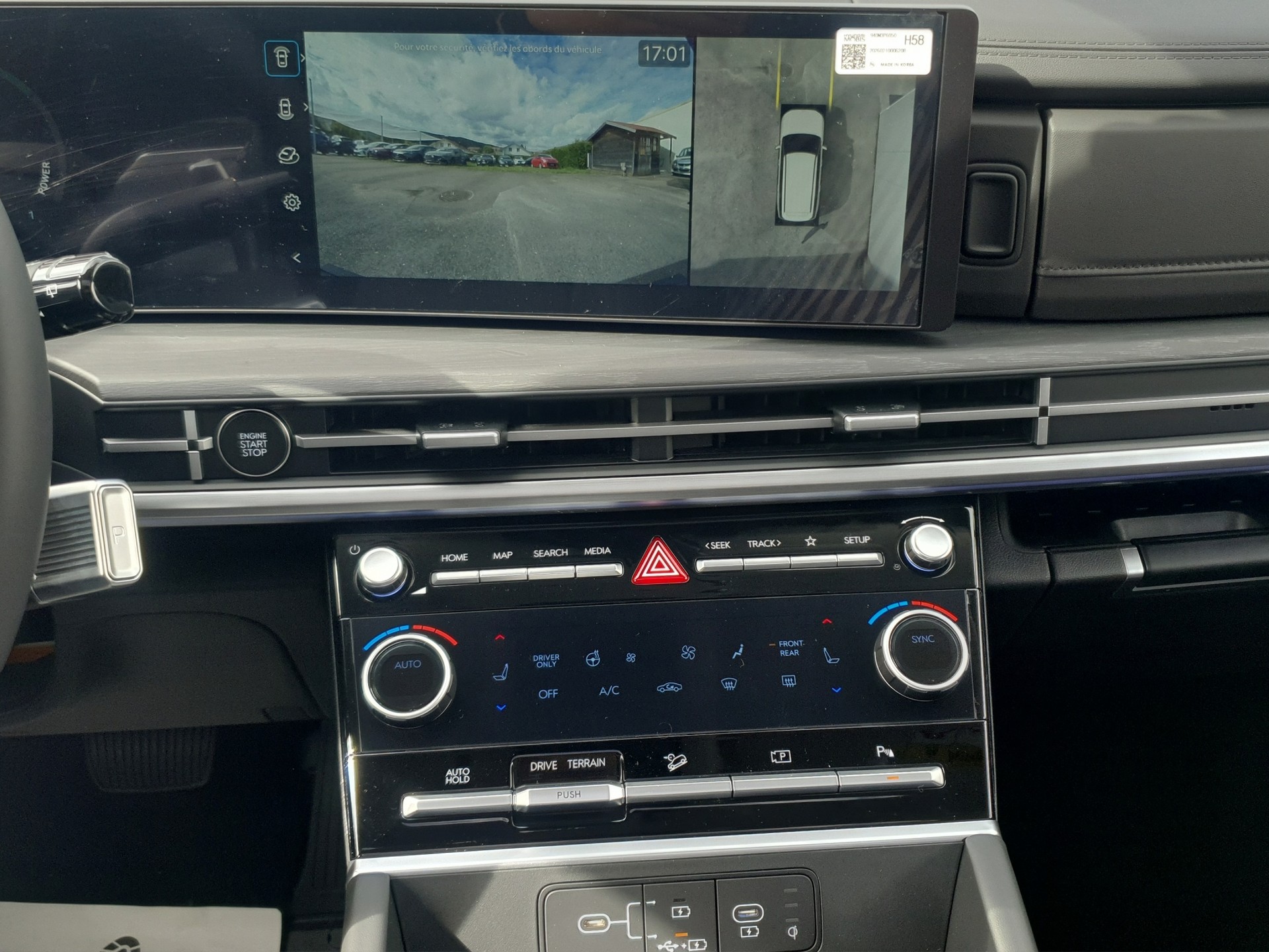 HYUNDAI Santa Fe 1.6 HEV ALL-NEW Amplia Sunroof 7pl.-image-8