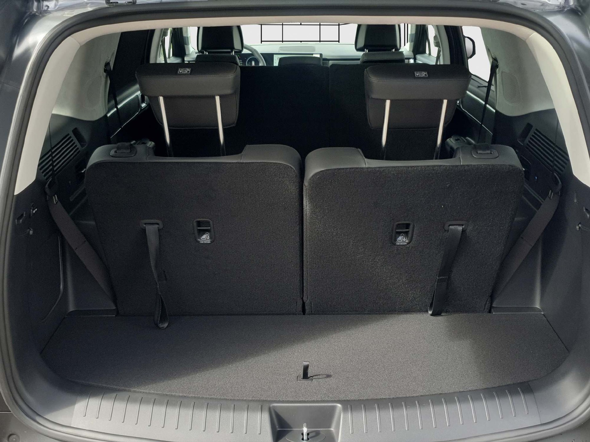 HYUNDAI Santa Fe 1.6 HEV ALL-NEW Amplia Sunroof 7pl.-image-15