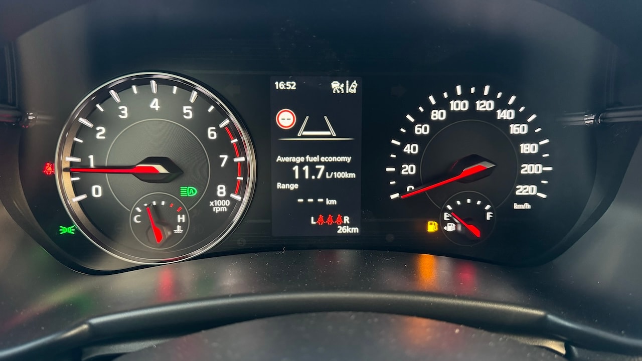 SUZUKI NEW SWIFT 1.2 COMPACT HYBRID 4X4-image-13