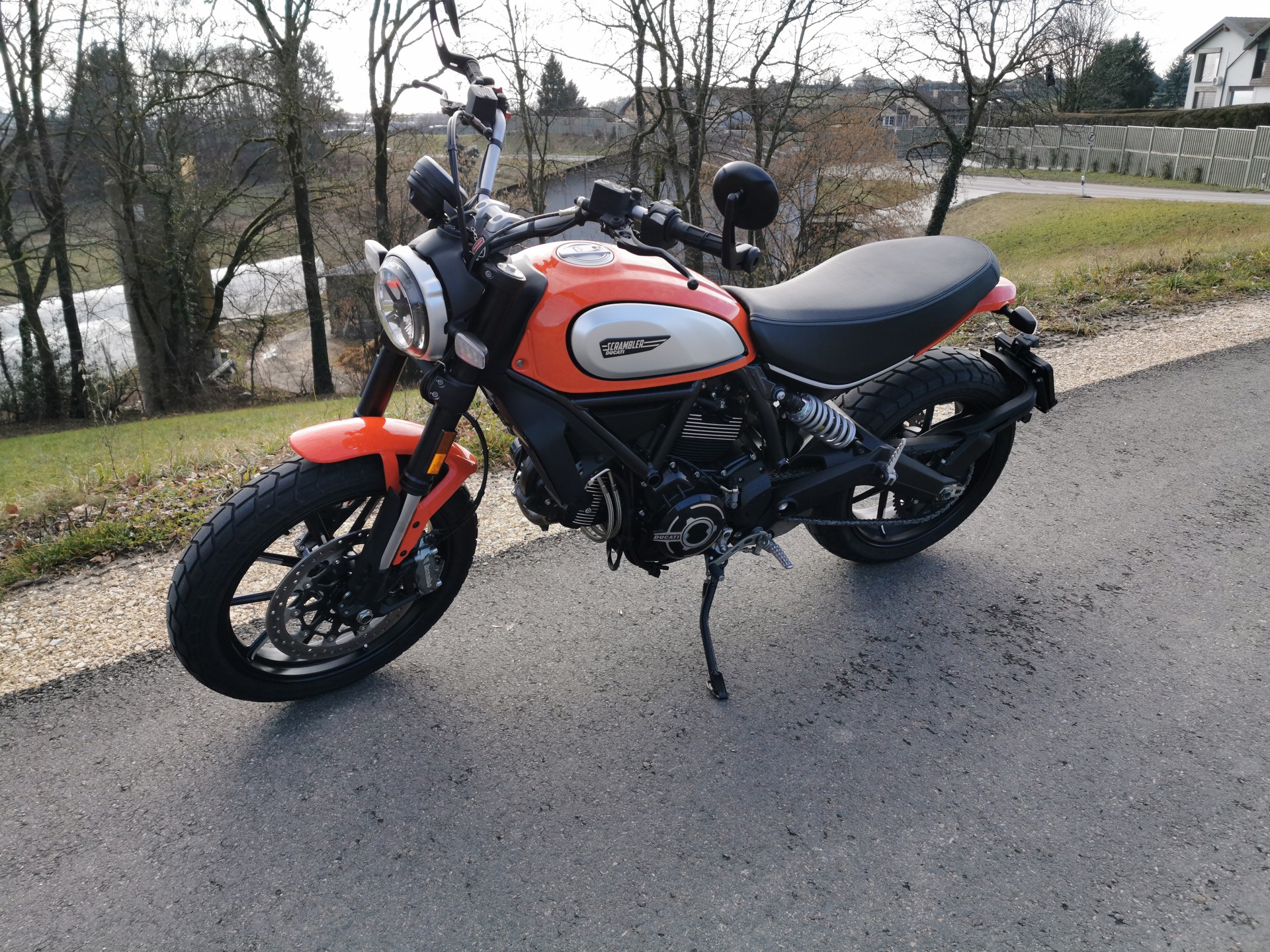 DUCATI SCRAMBLER 803-image-2