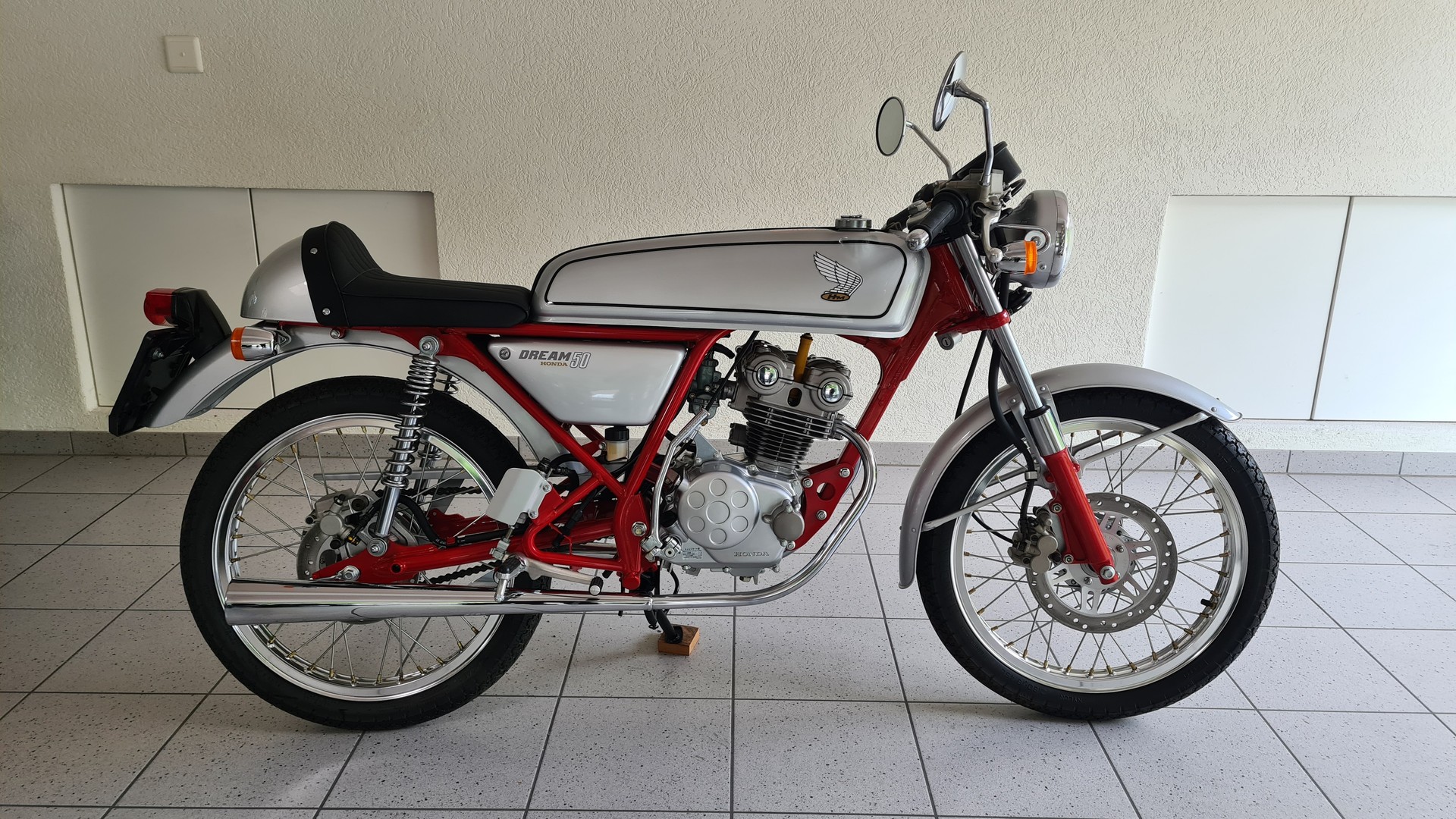 HONDA CB 50 DREAM-image-0