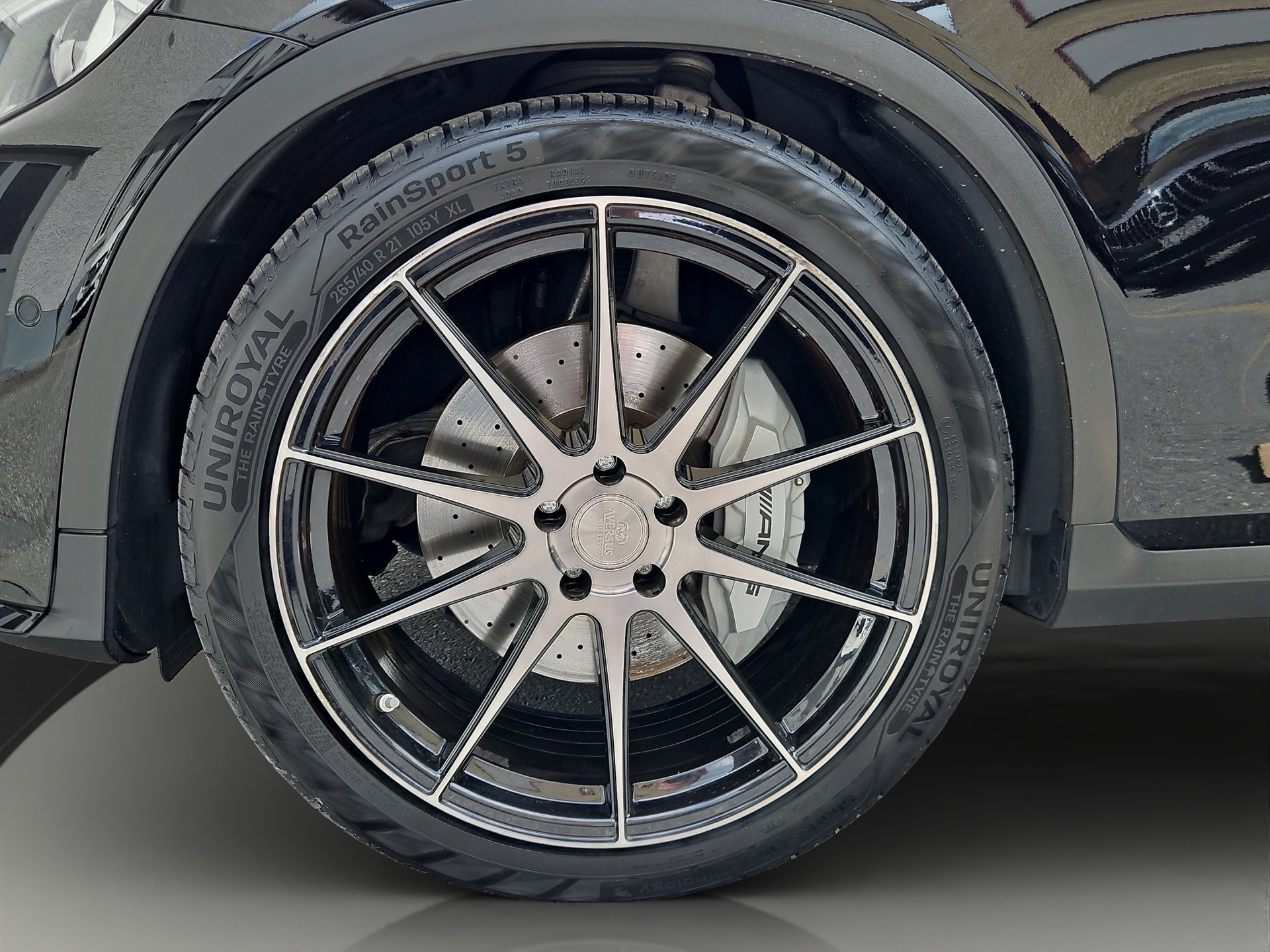 MERCEDES-BENZ GLC 43 AMG 4m-image-21