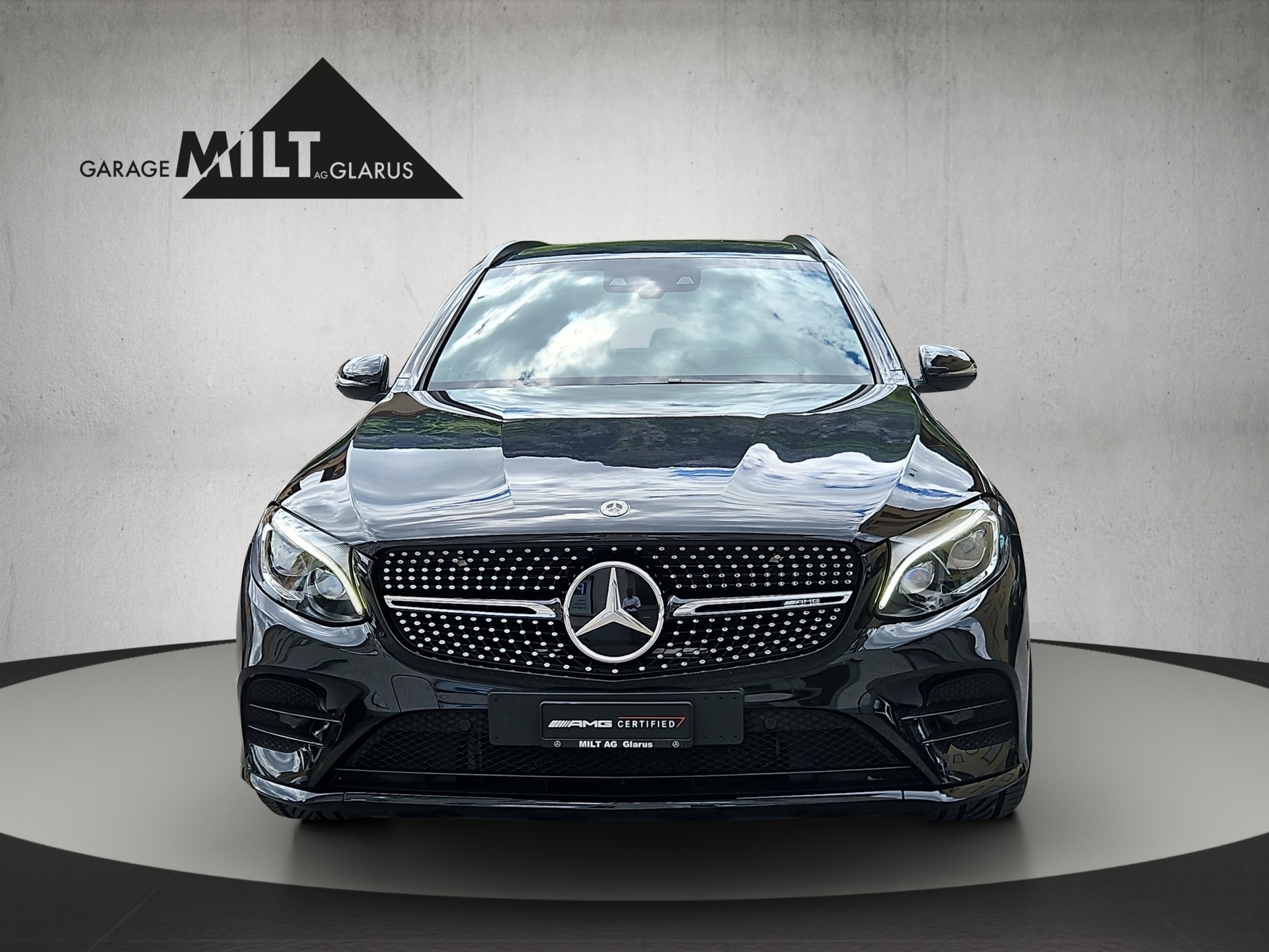 MERCEDES-BENZ GLC 43 AMG 4m-showroom-element-2