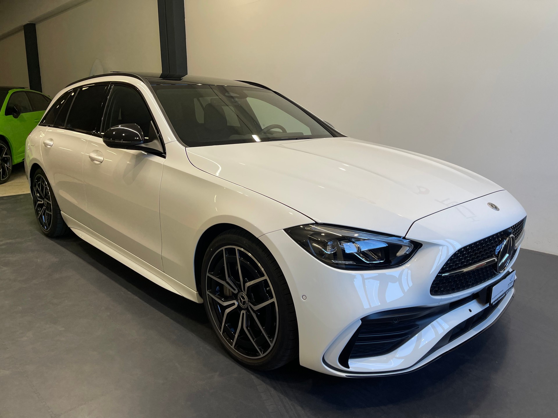 MERCEDES-BENZ C 300 T 4Matic AMG Line *GARANTIE MB BIS 04.2027*-image-4