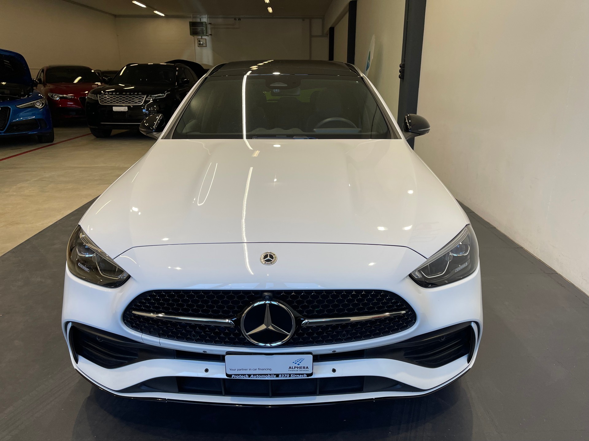 MERCEDES-BENZ C 300 T 4Matic AMG Line *GARANTIE MB BIS 04.2027*-showroom-element-2