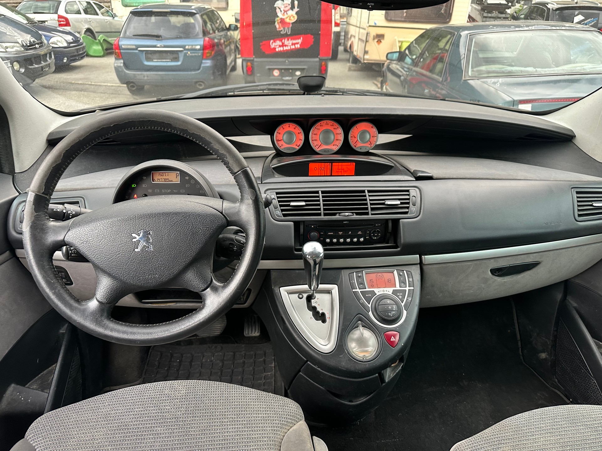 PEUGEOT 807 2.0 16V Dynamic-image-10