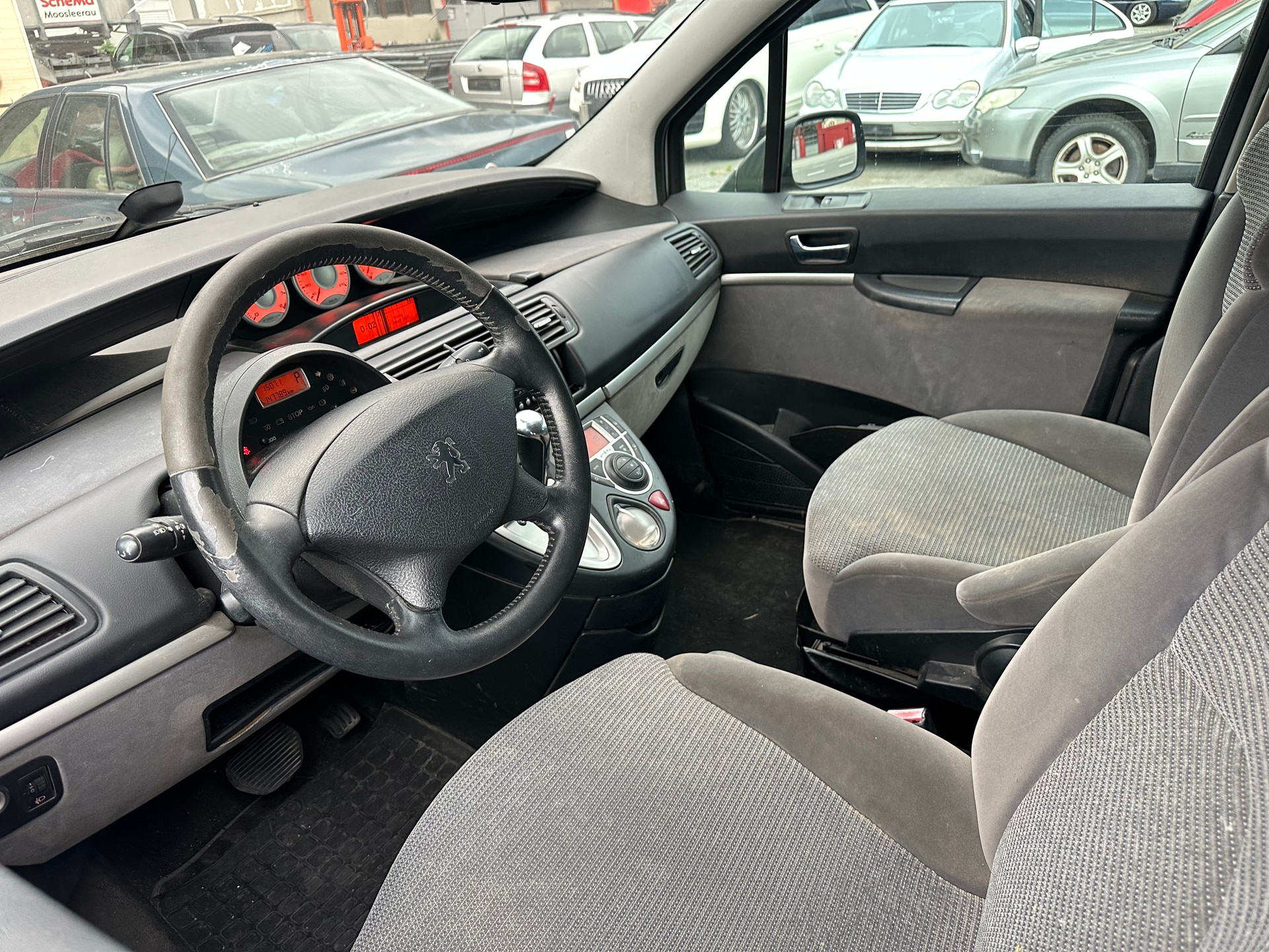 PEUGEOT 807 2.0 16V Dynamic-image-12
