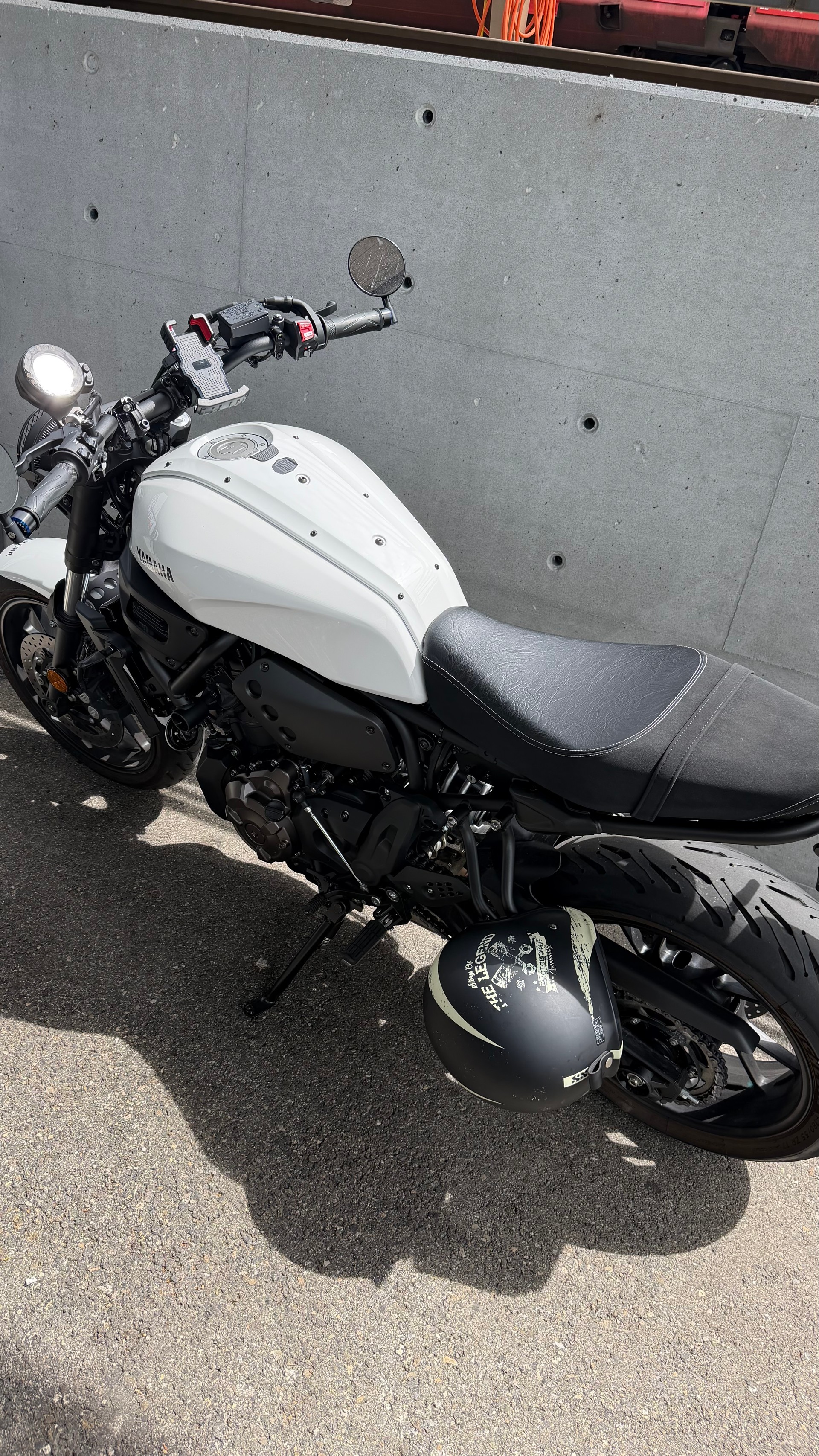 YAMAHA XSR 700 Legacy (35kW)-image-1