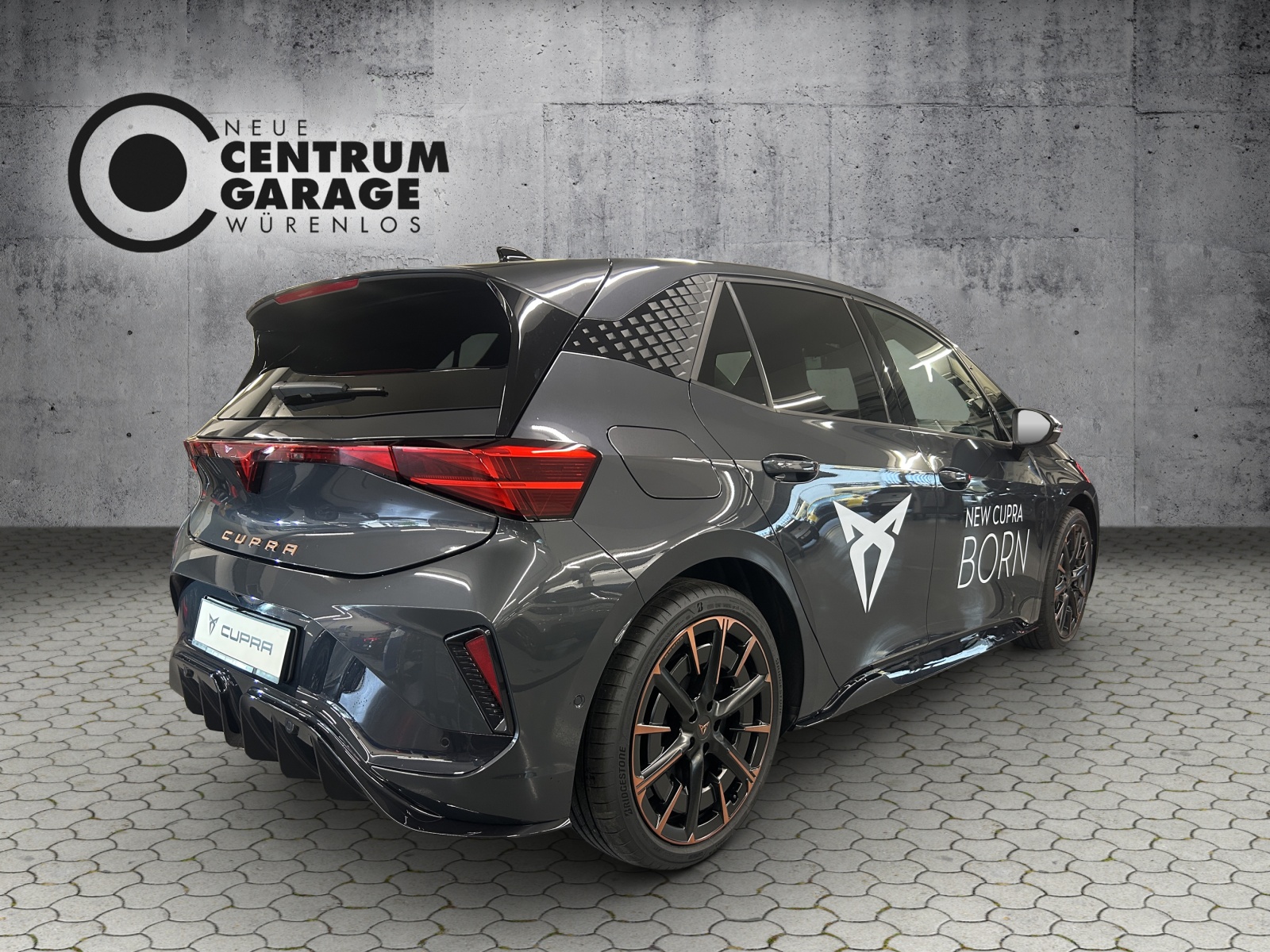 CUPRA Born 79 kWh Prime-showroom-element-3