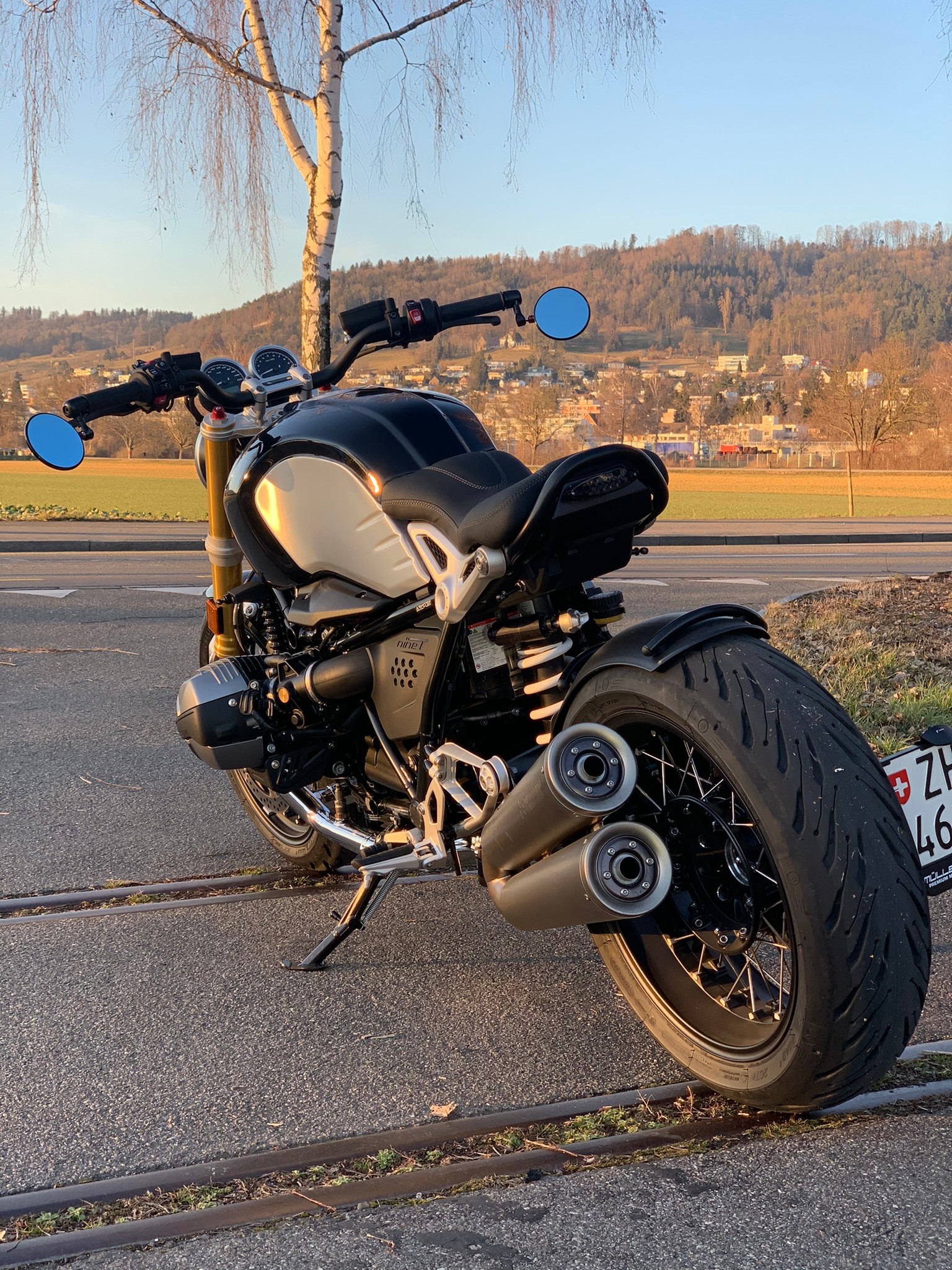BMW R nineT-image-5