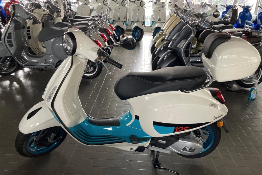 PIAGGIO Vespa 125 Primavera ABS Color vibe-image-0
