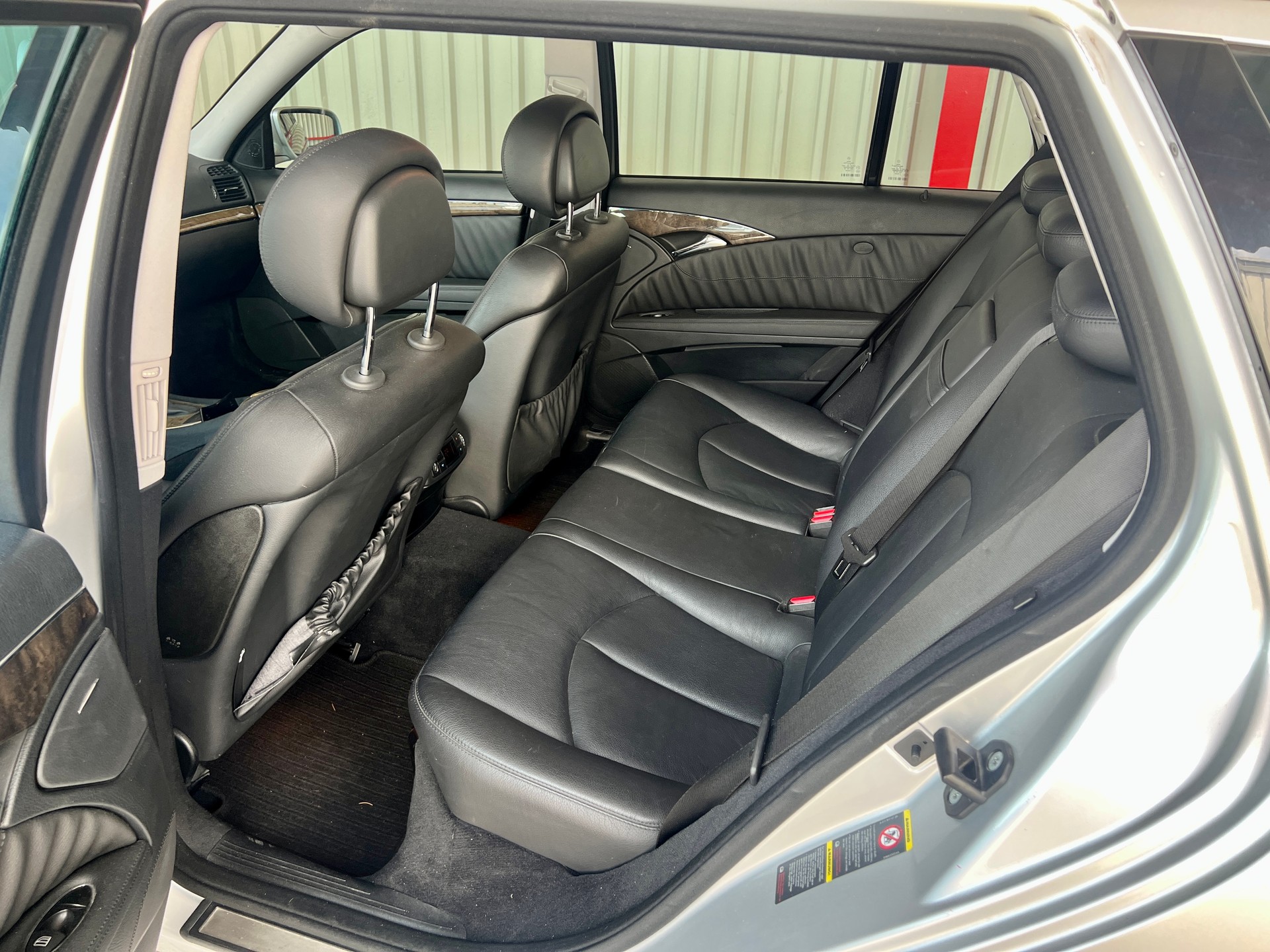 MERCEDES-BENZ E 280 Avantgarde-image-7