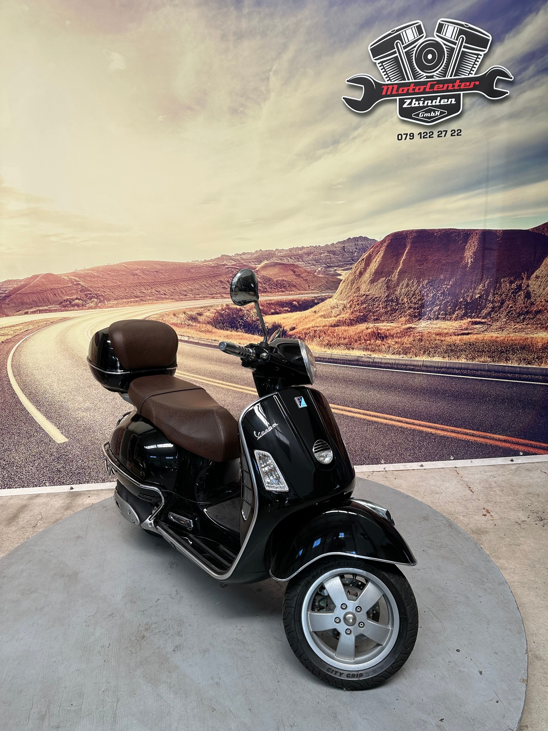 PIAGGIO Vespa 125 GT-image-1