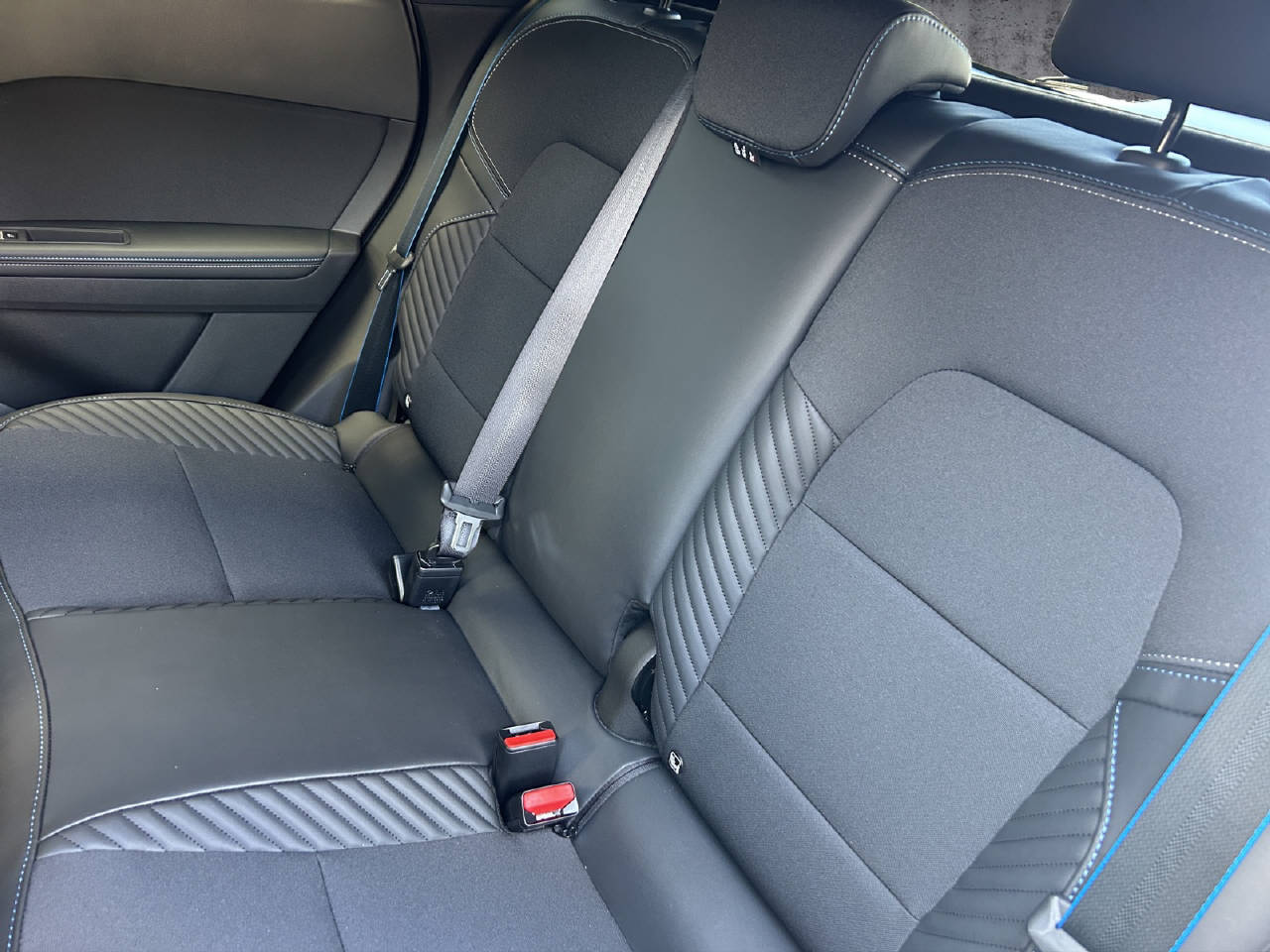 RENAULT Captur esprit Alpine full hybrid E-Tech 160-image-7