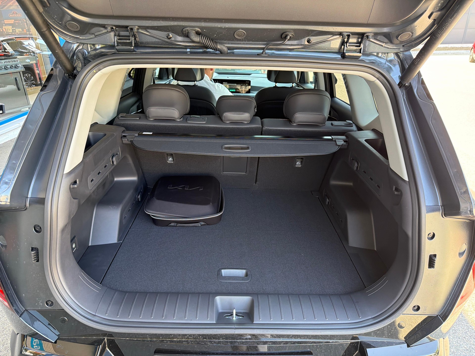 KIA EV5 81 kWh Earth 4x4-image-11
