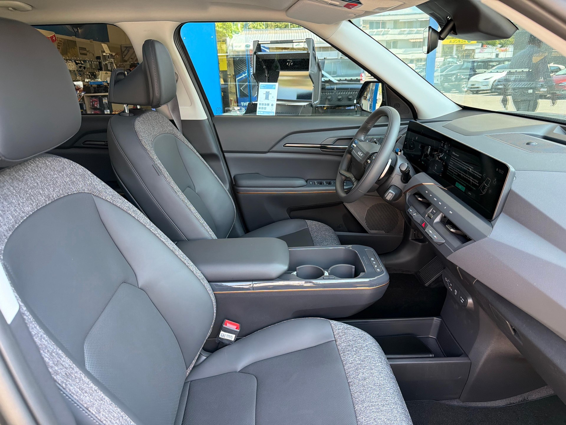 KIA EV5 81 kWh Earth 4x4-image-9