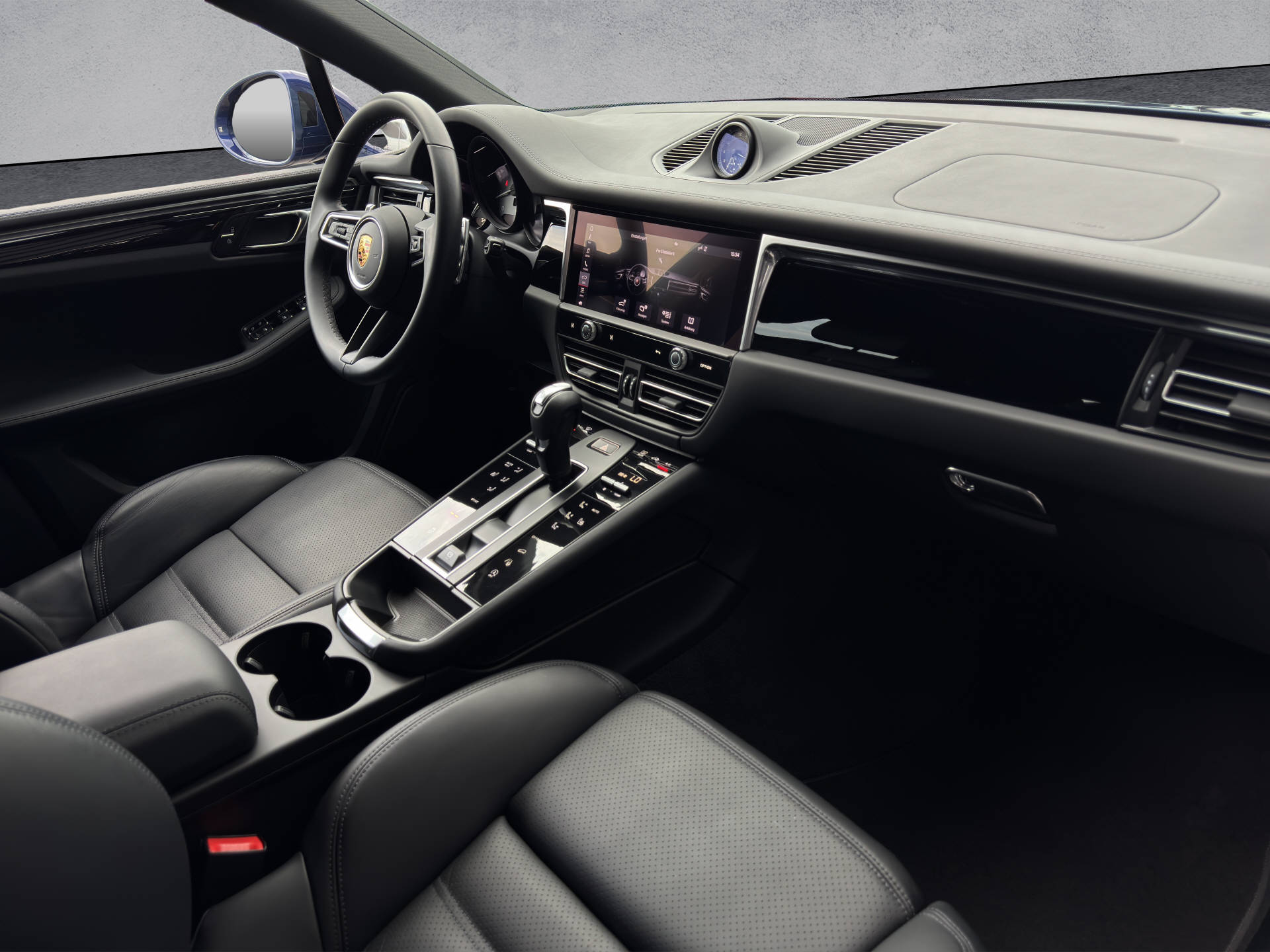 PORSCHE Macan S-image-7