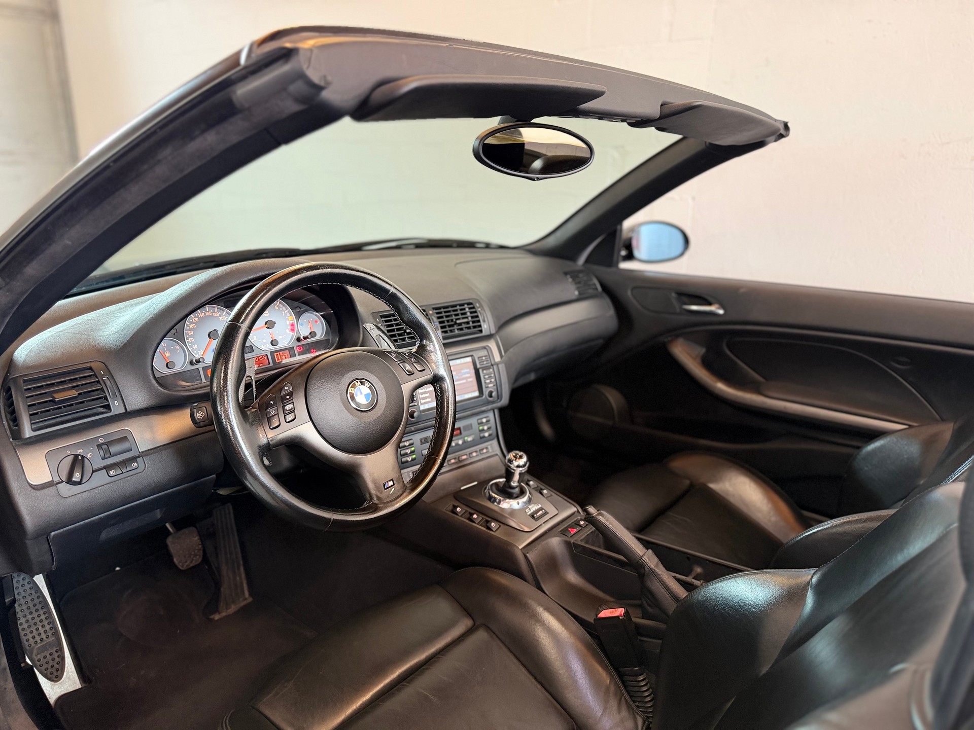 BMW M3 Cabriolet-image-11