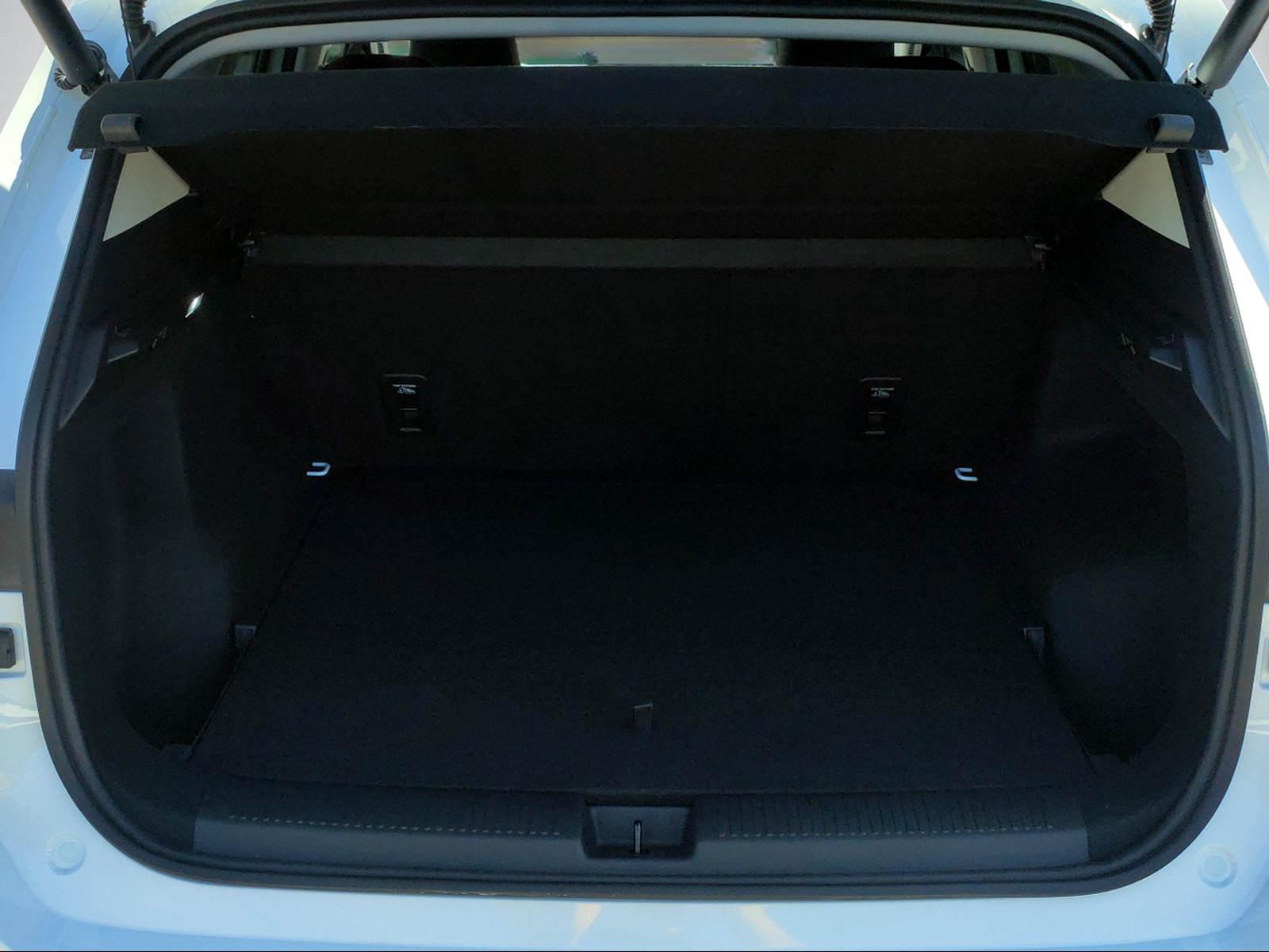MG S5 EV 64 kWh Luxury-image-13