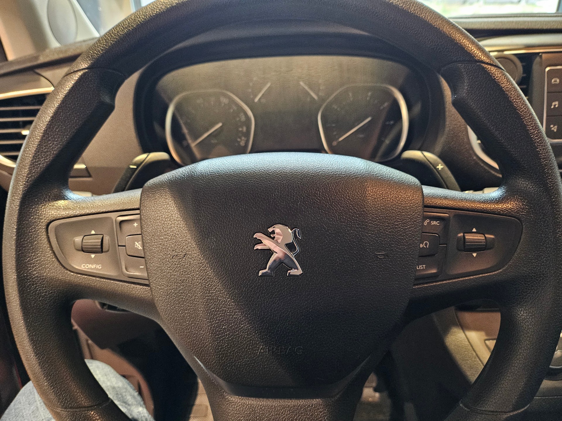PEUGEOT Traveller 2.0 BlueHDi Lang đ„8 PlĂ€tzer đ„AHK 2300KGđ„-image-26