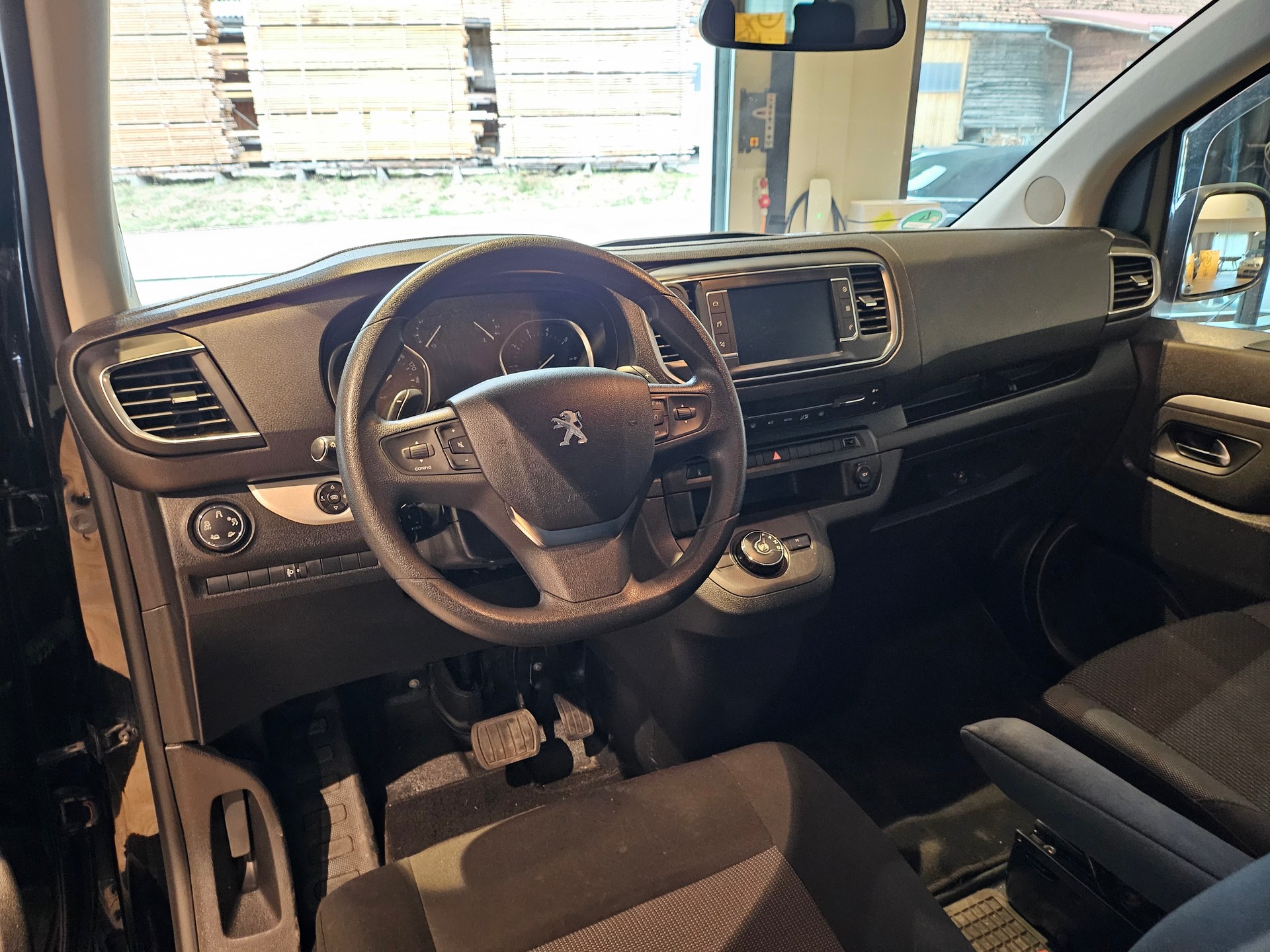 PEUGEOT Traveller 2.0 BlueHDi Lang đ„8 PlĂ€tzer đ„AHK 2300KGđ„-image-21