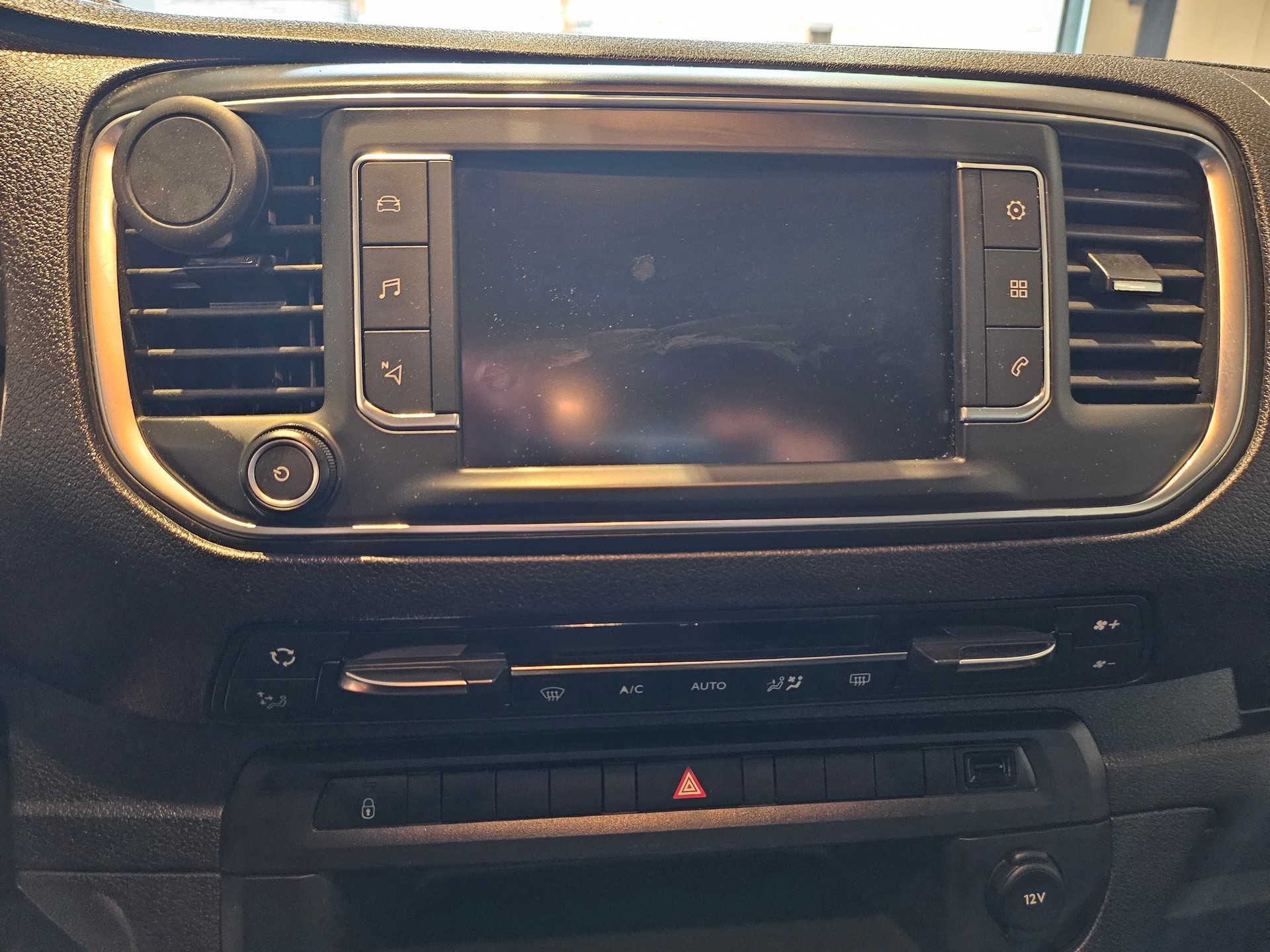 PEUGEOT Traveller 2.0 BlueHDi Lang đ„8 PlĂ€tzer đ„AHK 2300KGđ„-image-24
