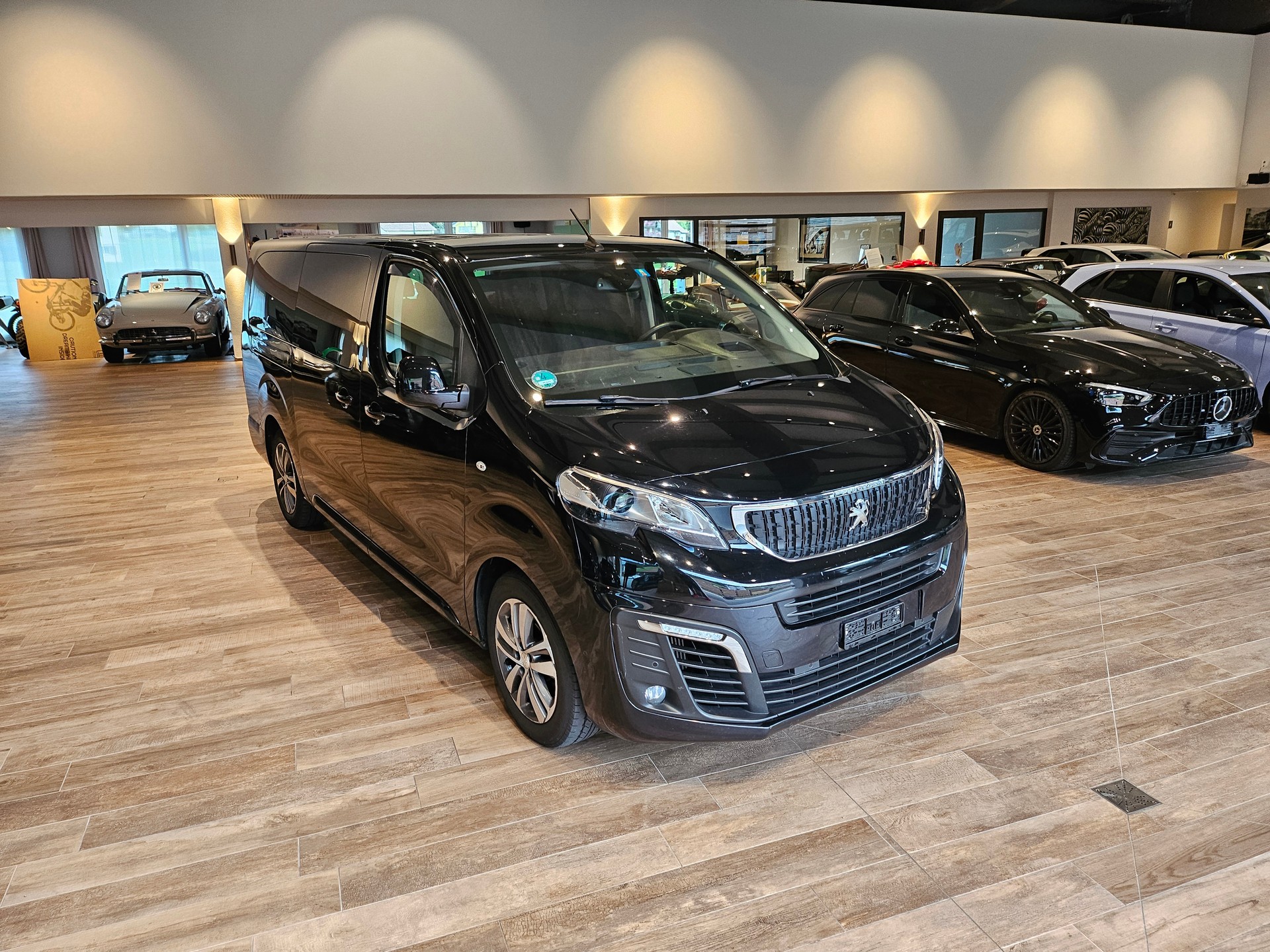 PEUGEOT Traveller 2.0 BlueHDi Lang đ„8 PlĂ€tzer đ„AHK 2300KGđ„-image-4