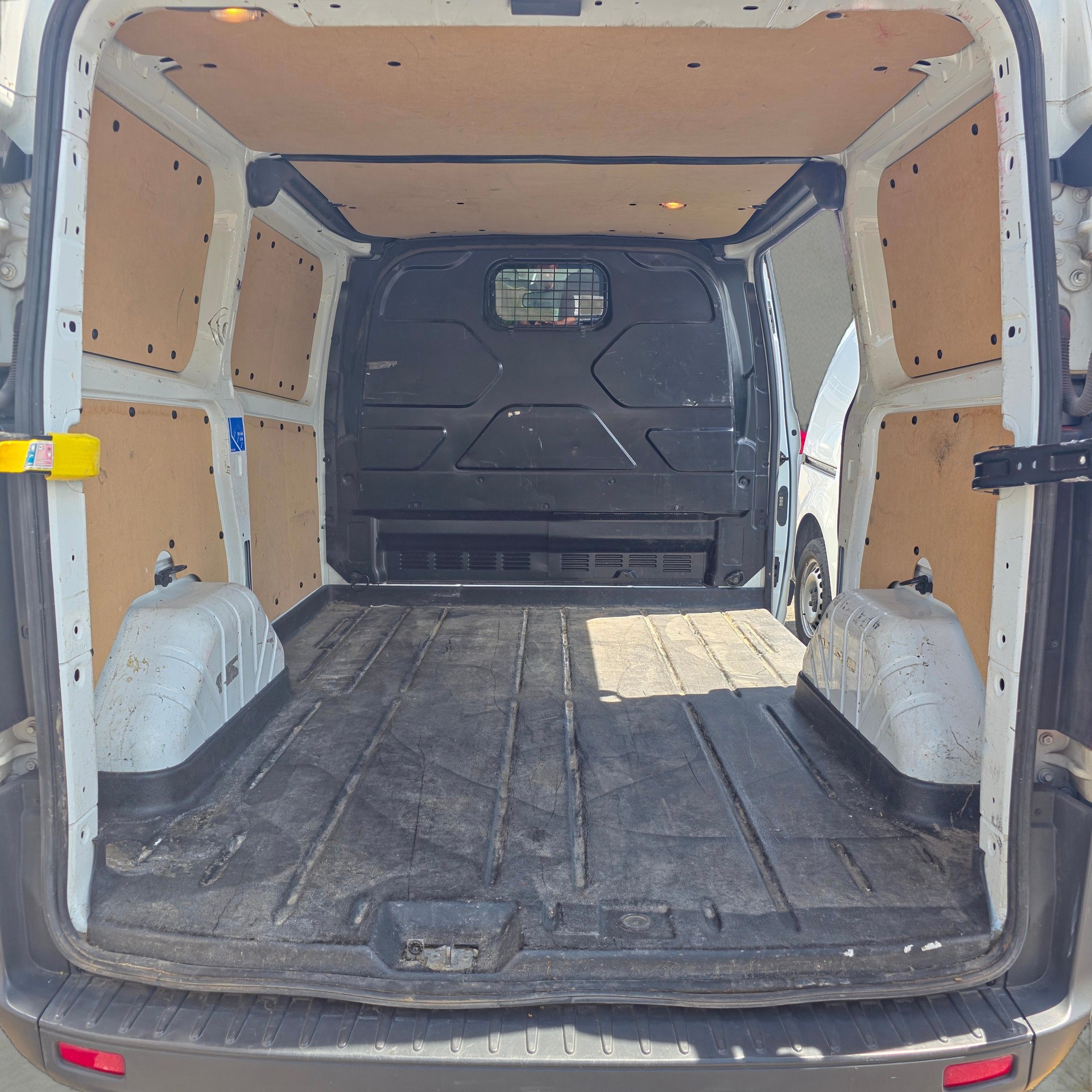 FORD Transit Custom Van 270 L1H1-image-12
