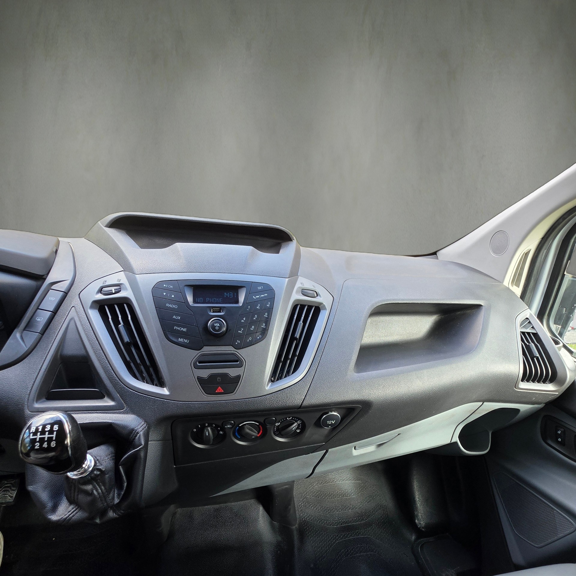 FORD Transit Custom Van 270 L1H1-image-13