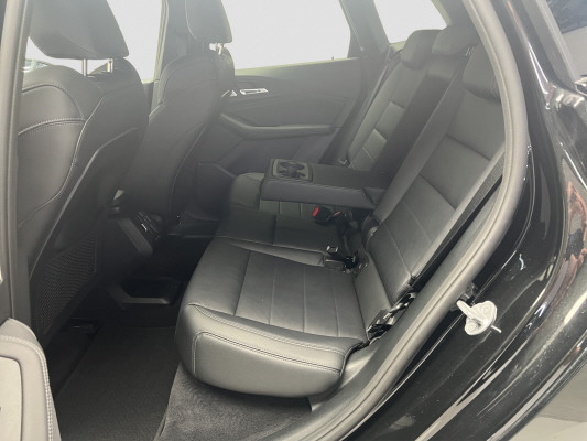 BMW 230e xDr. Act. T. M Sport-image-9