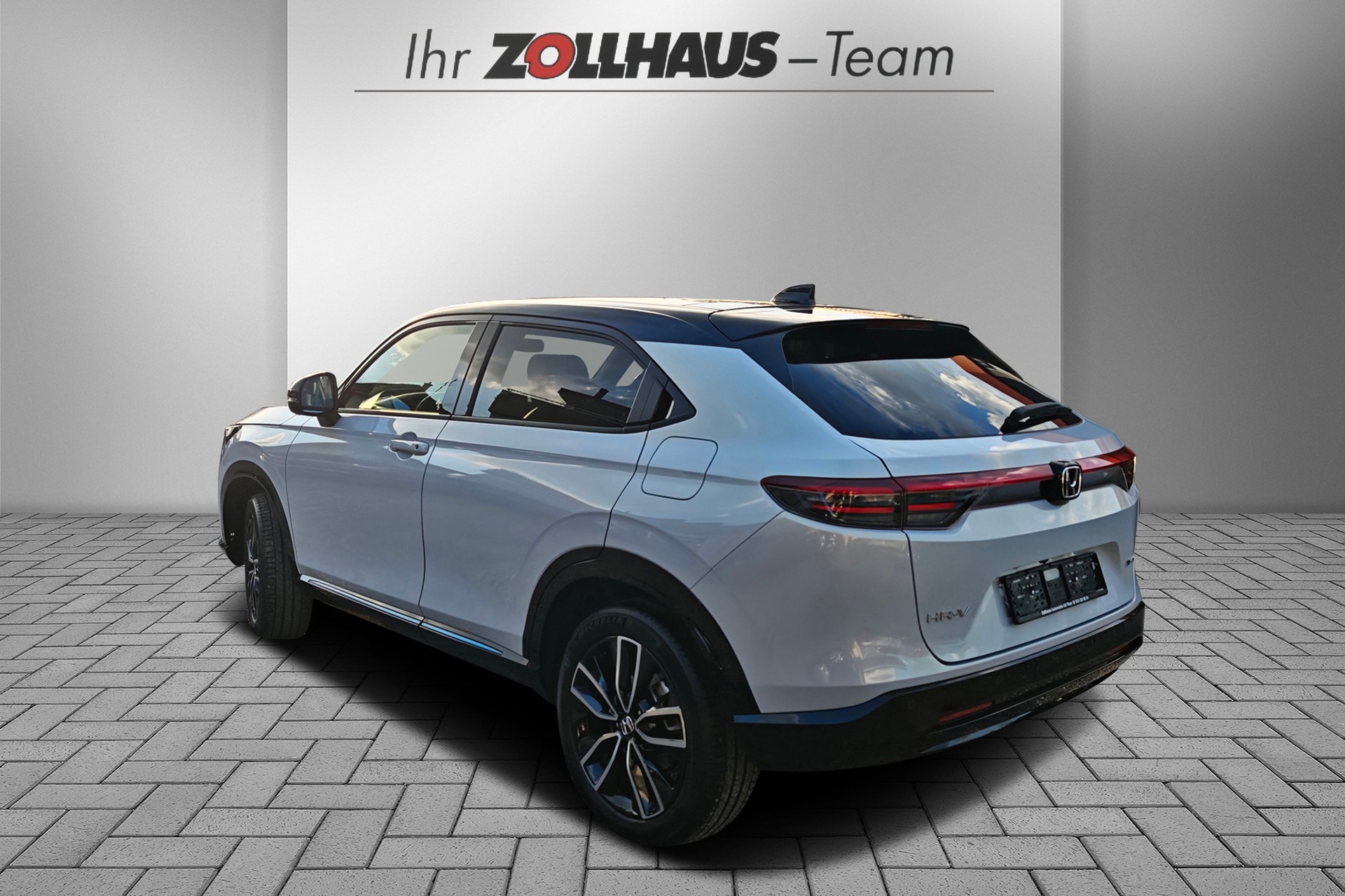 HONDA HR-V 1.5i-MMD Advance Style CVT-showroom-element-3