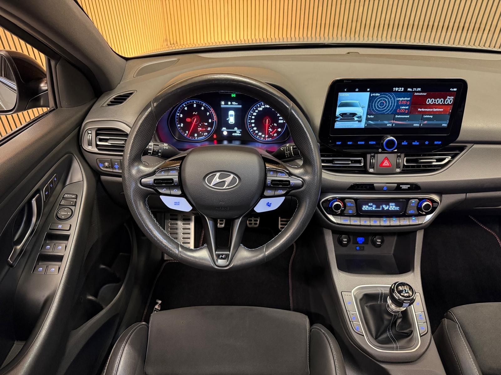 HYUNDAI i30 2.0 T-GDi N PERFORMANCE-image-13