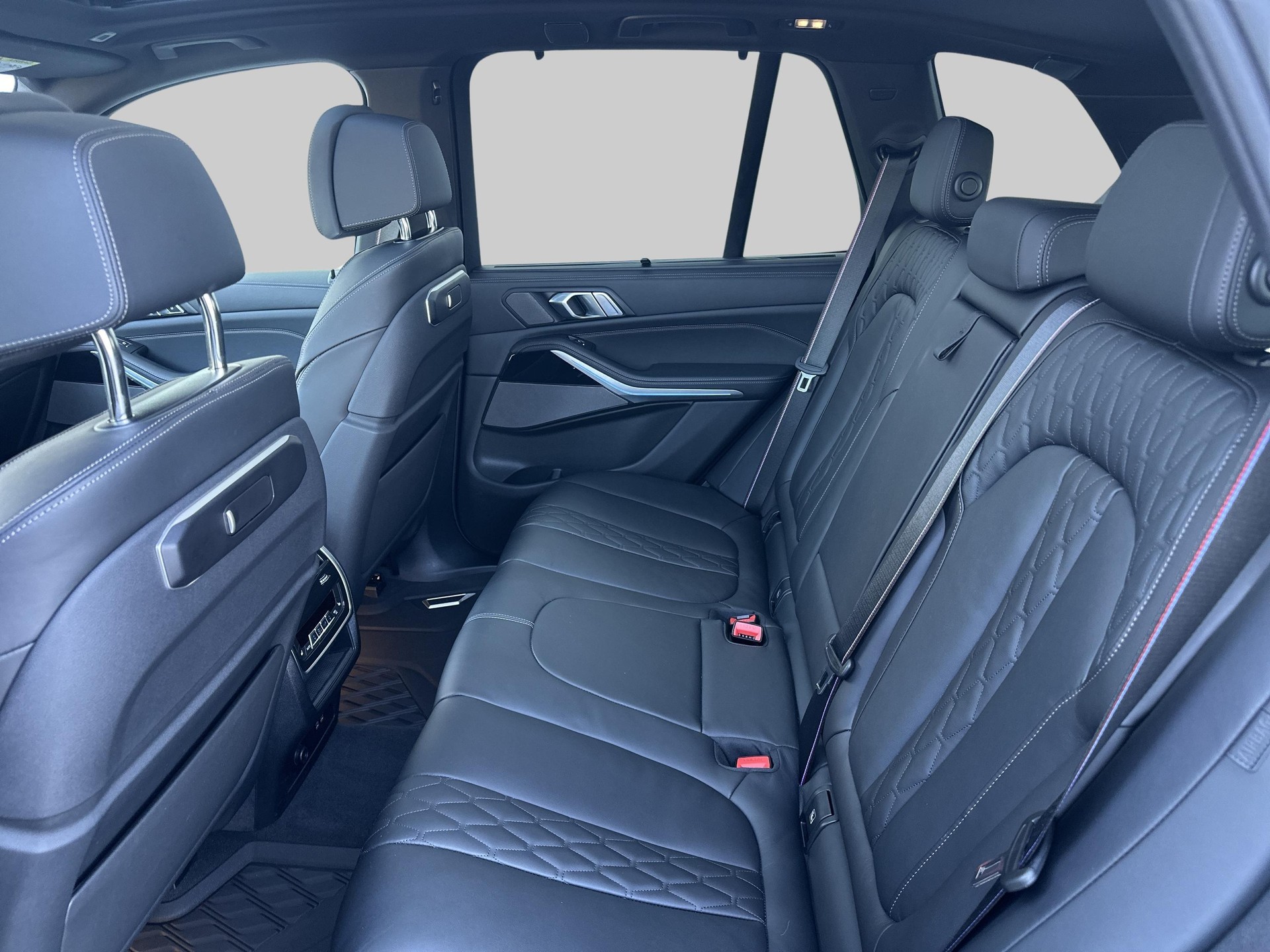 BMW X5 xDr 50e M Sport Pro-image-13