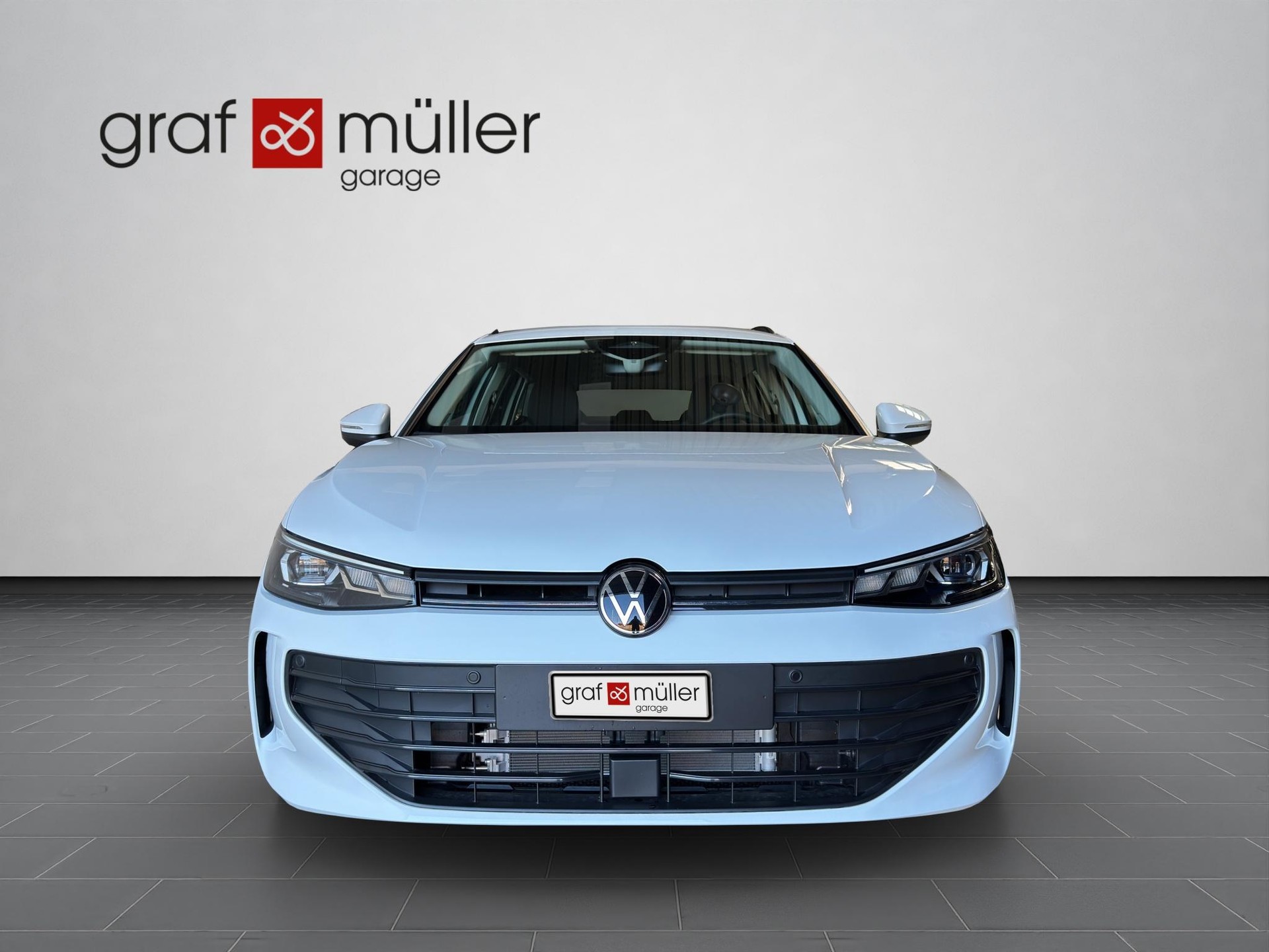 VW Passat Variant 1.5 TSI DSG-showroom-element-2