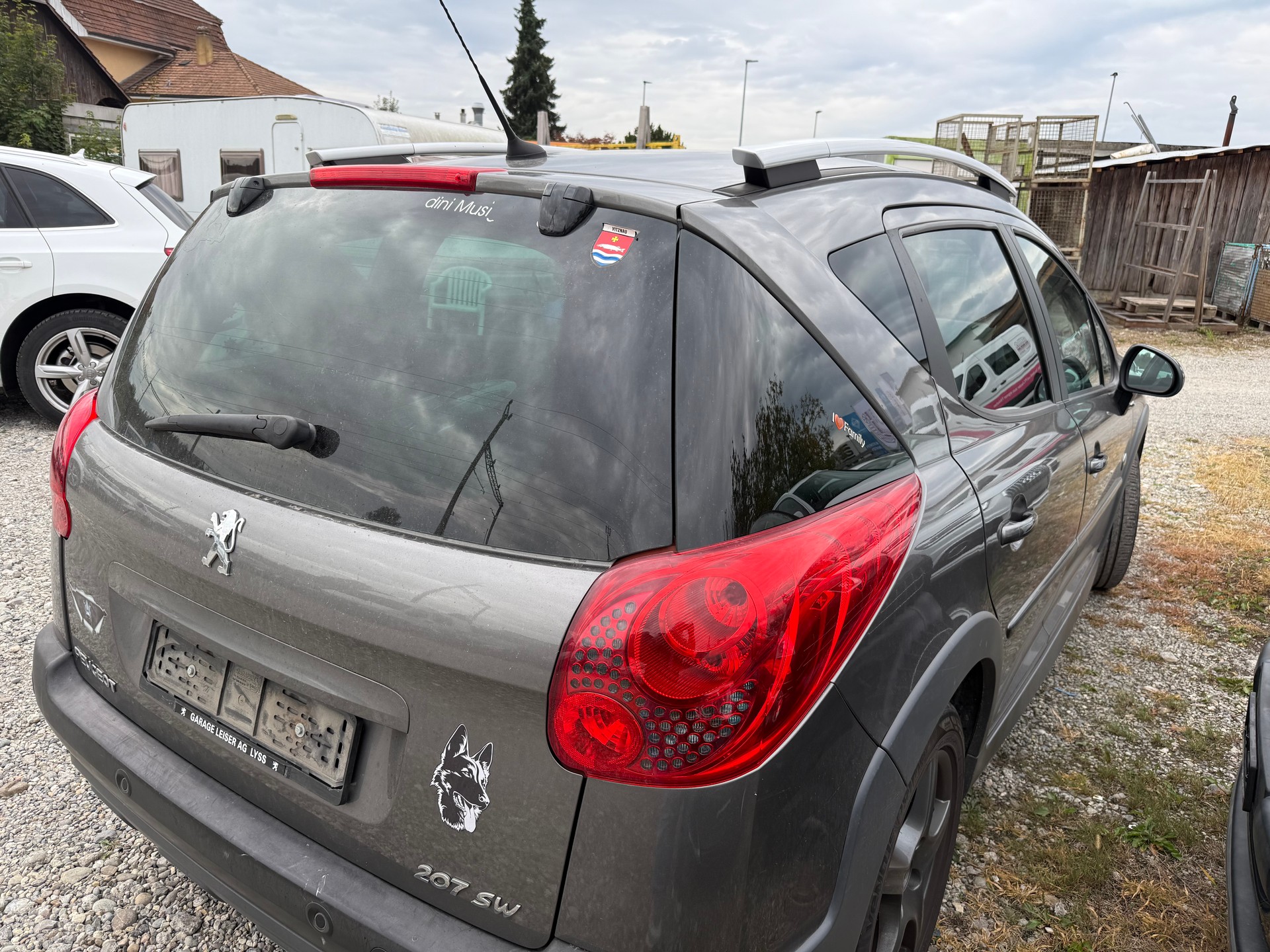 PEUGEOT 207 SW 1.6 16V Outdoor-image-5