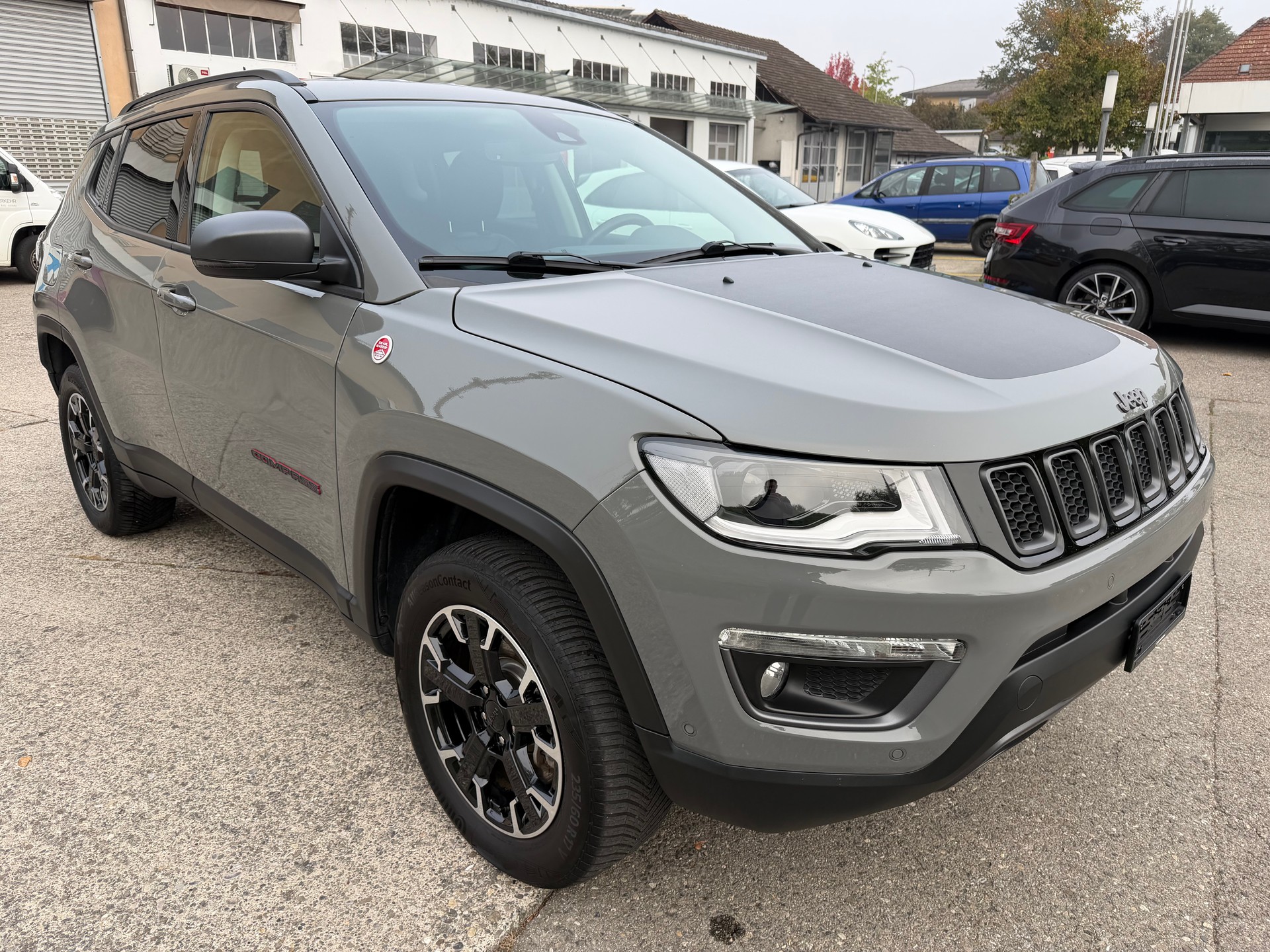 JEEP Compass 1.3 T PHEV Trailhawk AWD-image-6