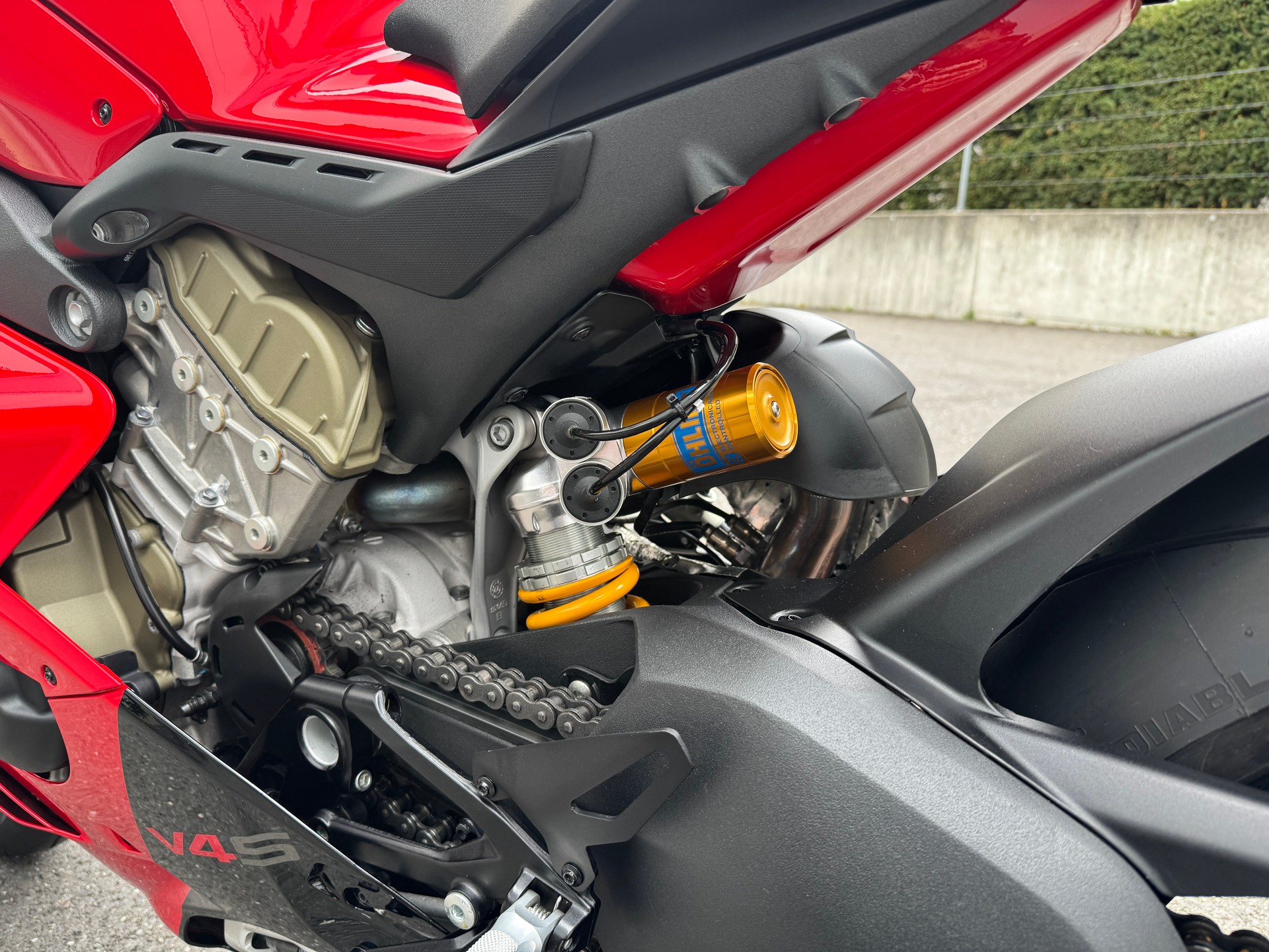 DUCATI Panigale V4 S-image-4