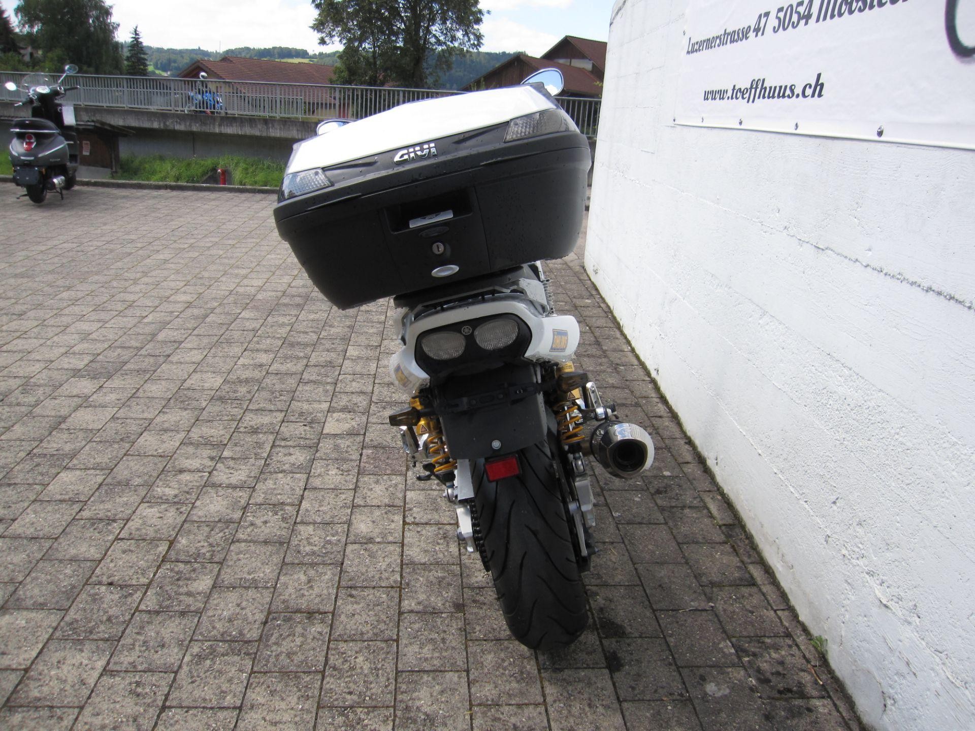 YAMAHA XJR 1300-image-3