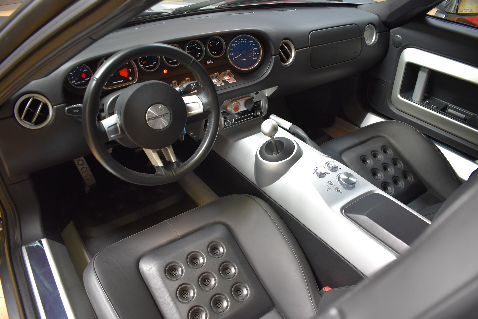 FORD GT 5.4 V8-image-14
