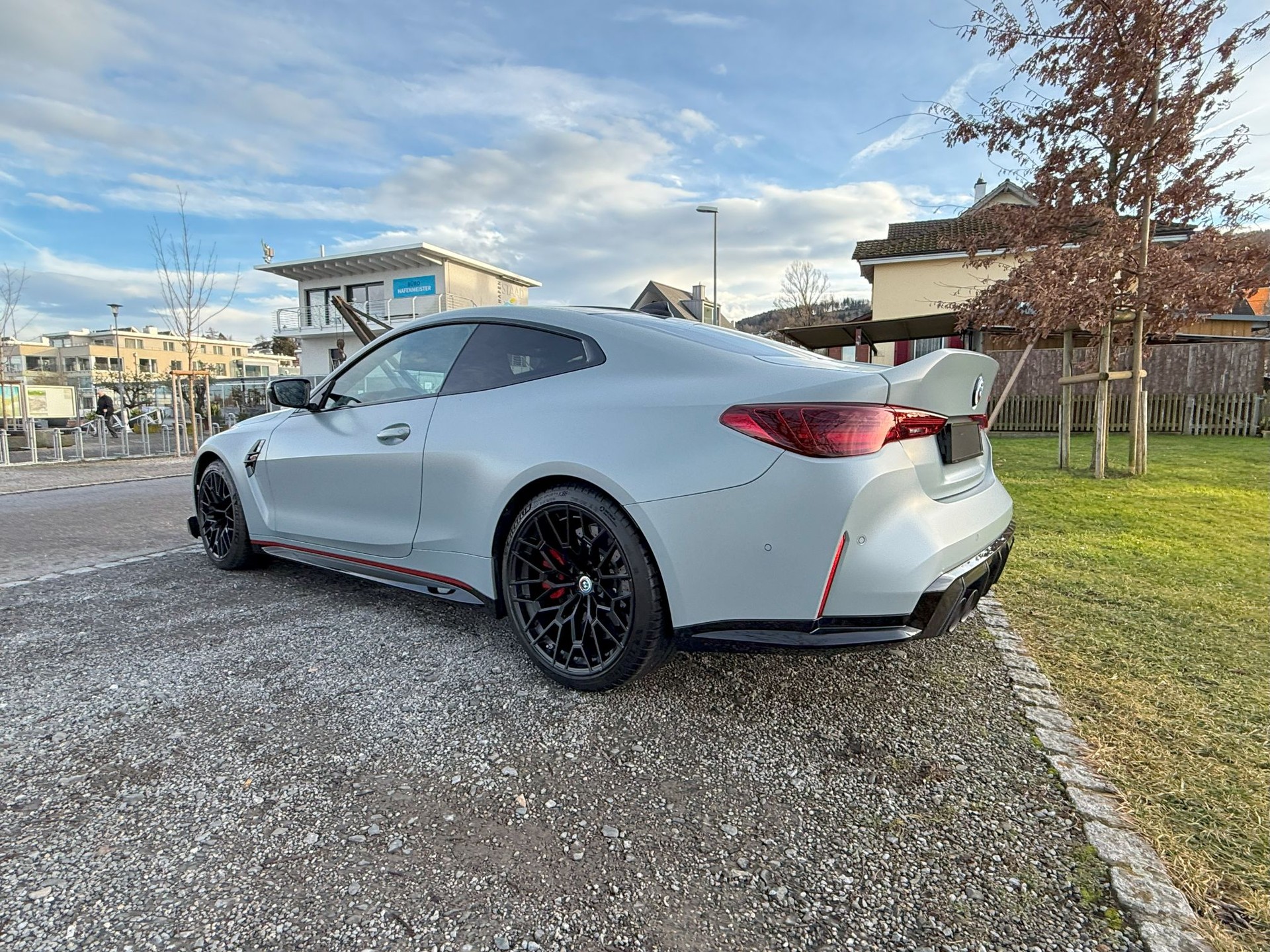 BMW M4 CSL Coupé-image-4